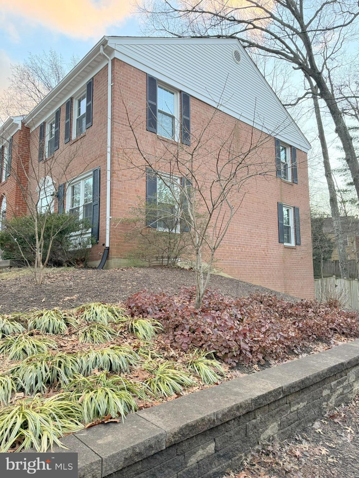 DEEPWOOD - Residential Lease