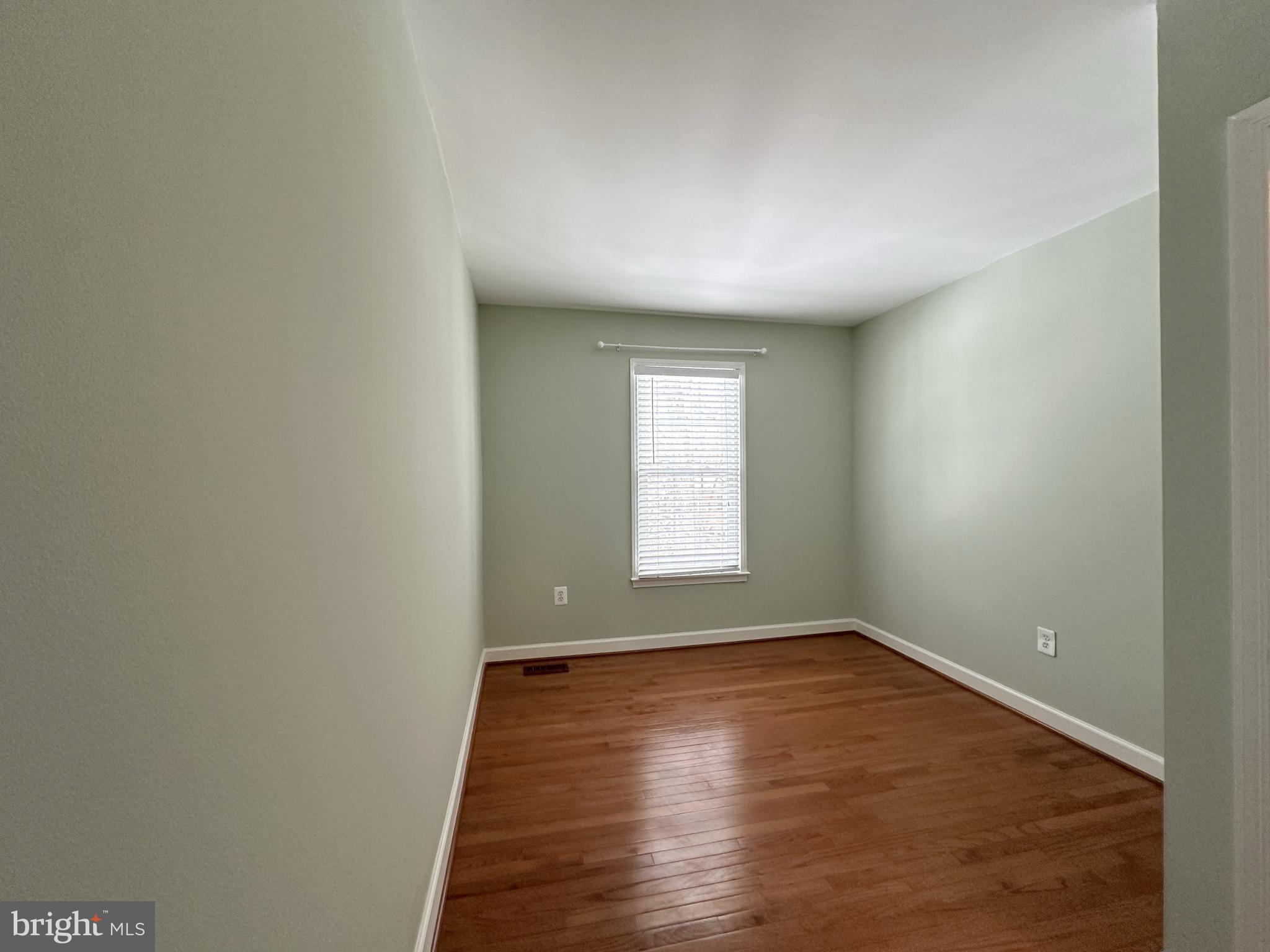 DEEPWOOD - Residential Lease