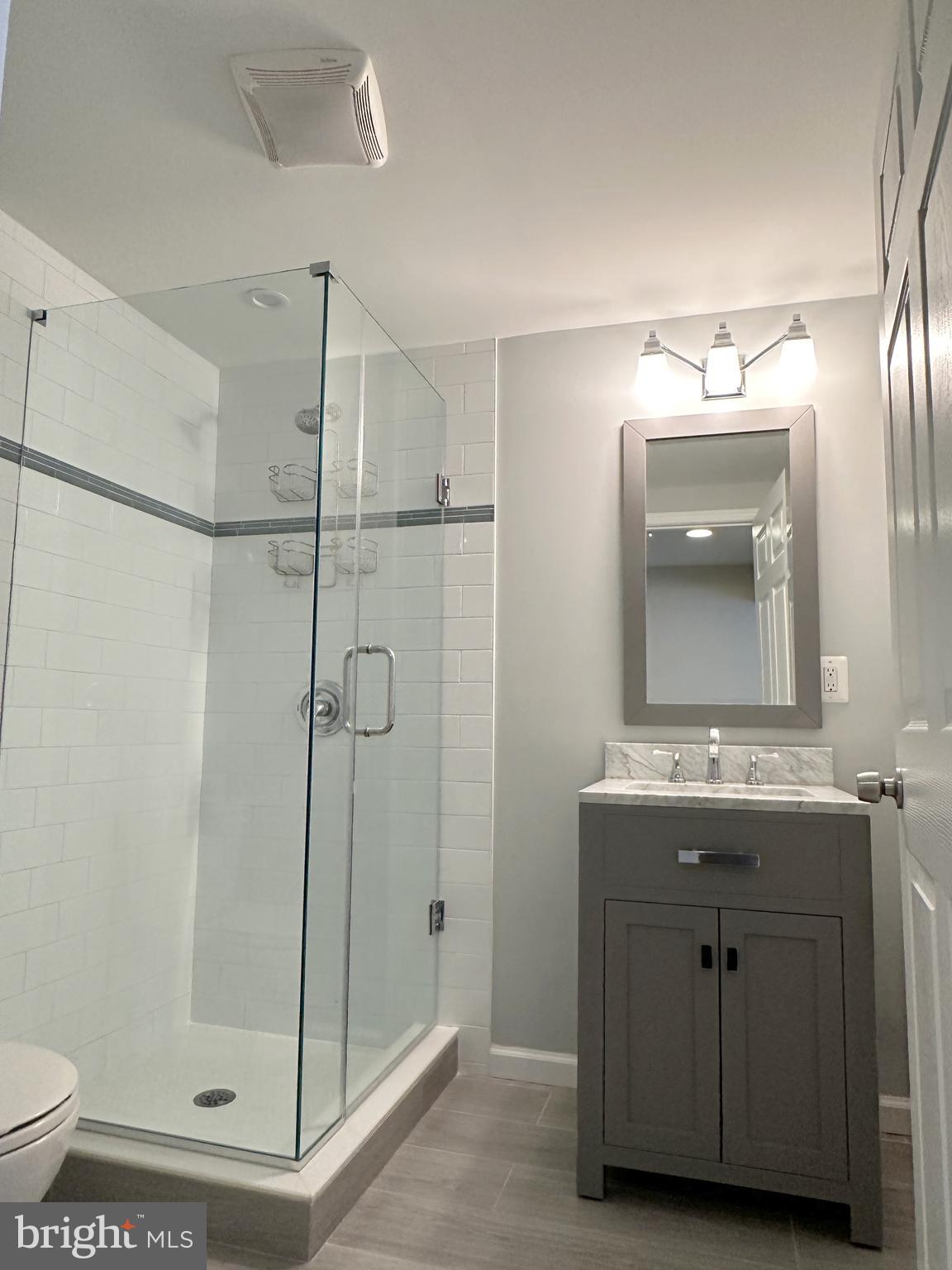 DEEPWOOD - Residential Lease