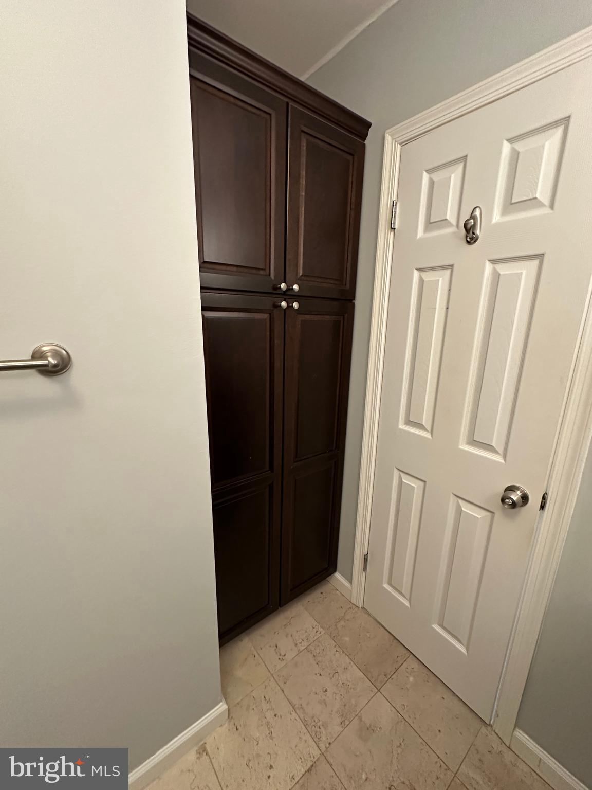 DEEPWOOD - Residential Lease