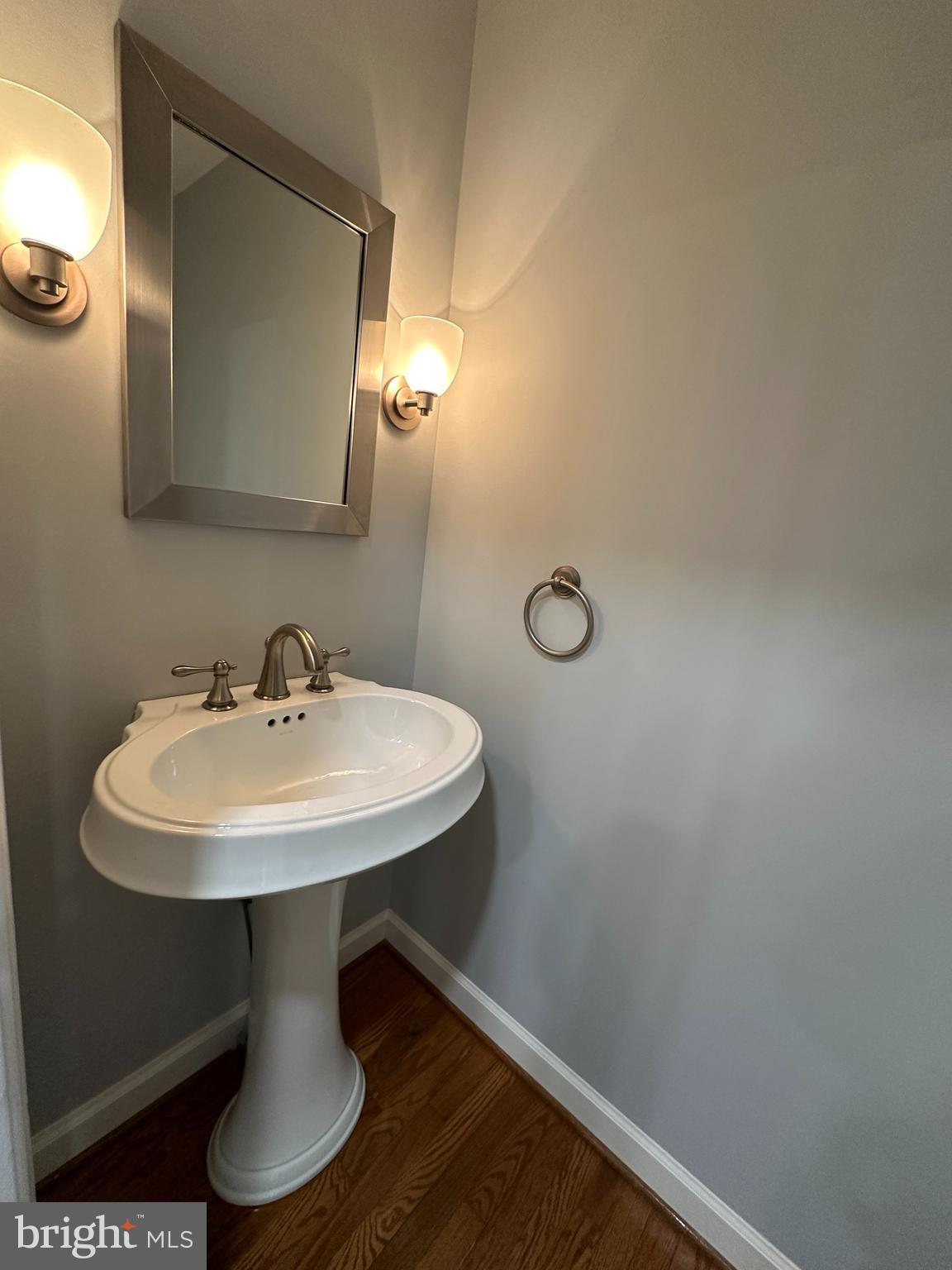 DEEPWOOD - Residential Lease