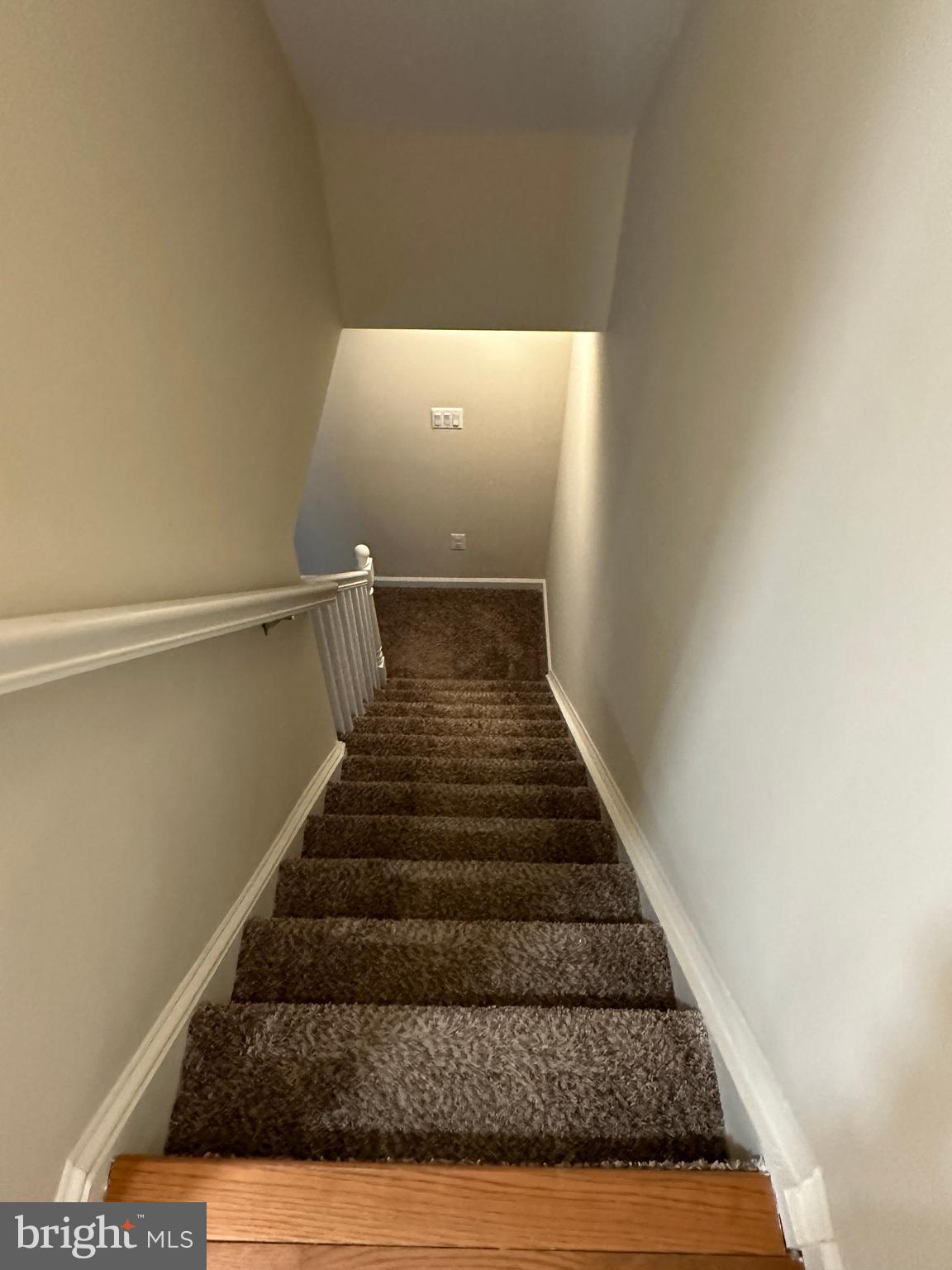 DEEPWOOD - Residential Lease