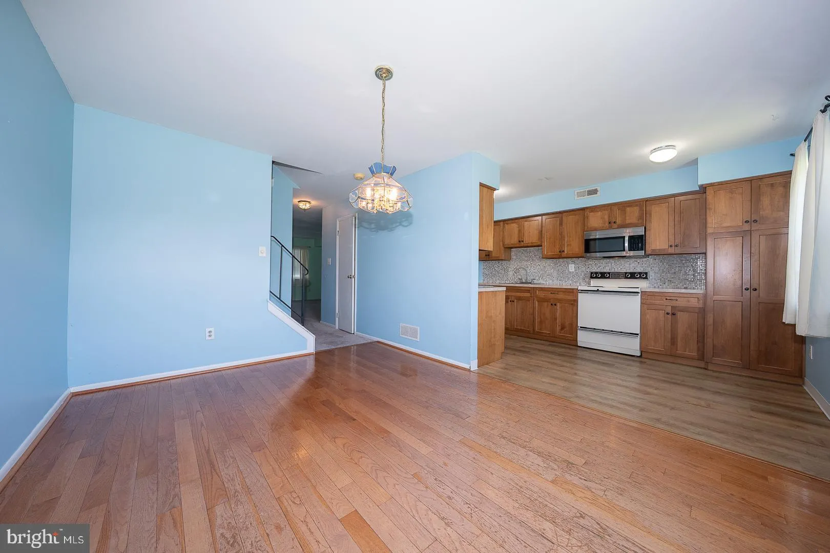 Downingtown, Pennsylvania 19335, United States, 3 Bedrooms Bedrooms, ,3 BathroomsBathrooms,Residential,Active,177015