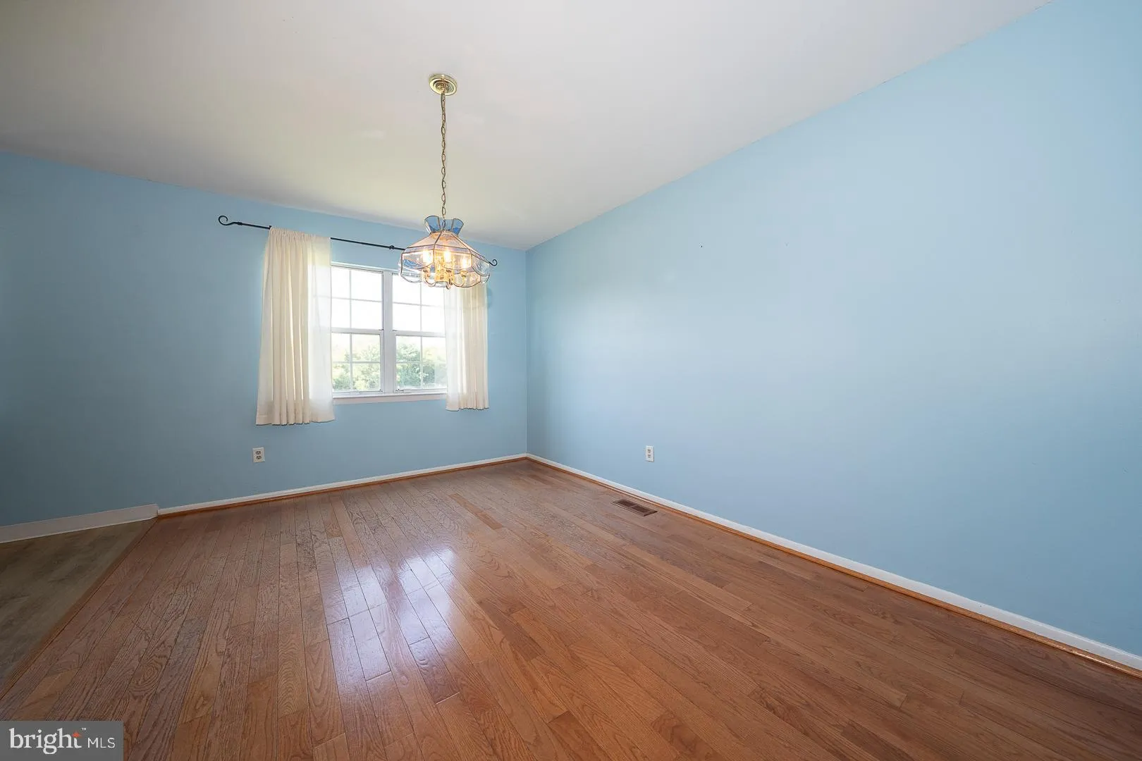 Downingtown, Pennsylvania 19335, United States, 3 Bedrooms Bedrooms, ,3 BathroomsBathrooms,Residential,Active,177015