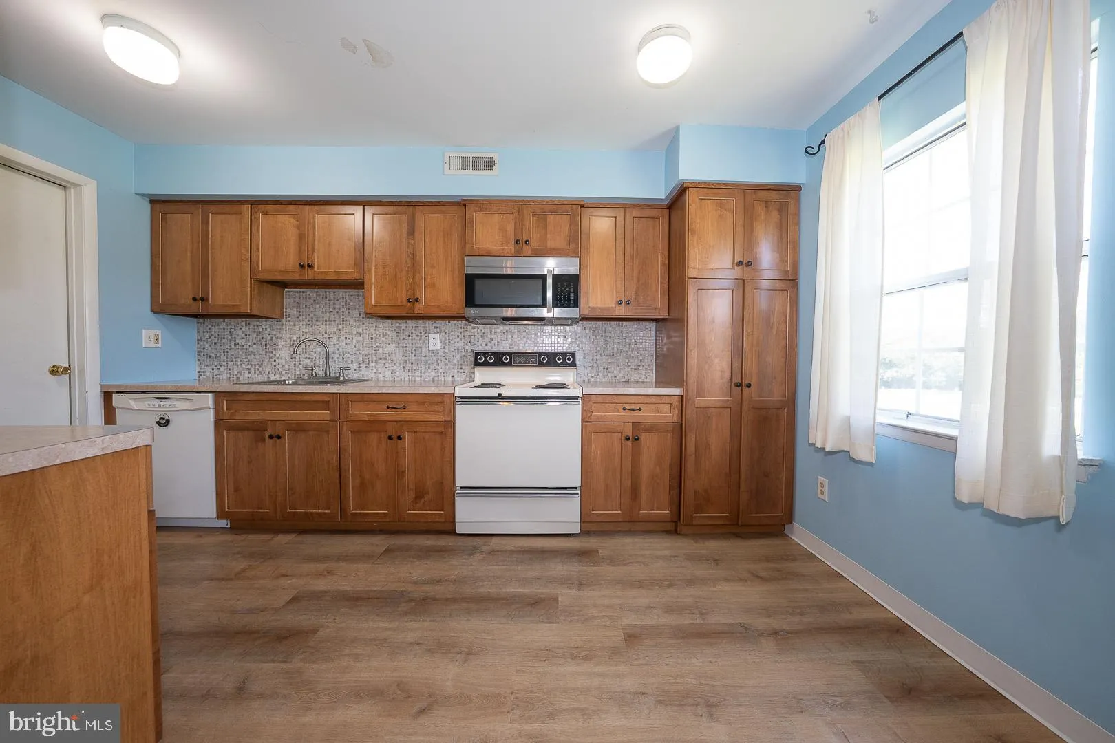 Downingtown, Pennsylvania 19335, United States, 3 Bedrooms Bedrooms, ,3 BathroomsBathrooms,Residential,Active,177015