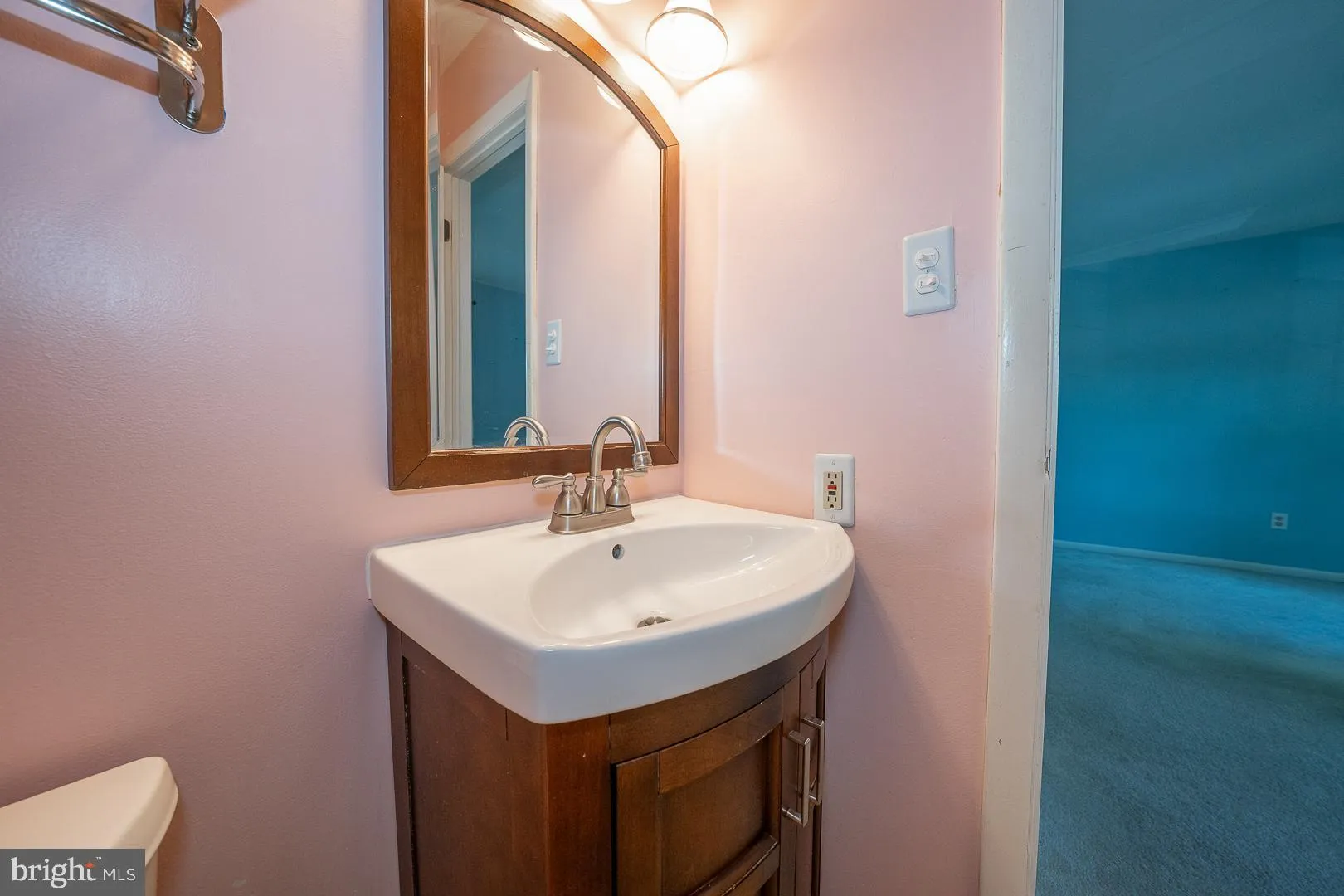 Downingtown, Pennsylvania 19335, United States, 3 Bedrooms Bedrooms, ,3 BathroomsBathrooms,Residential,Active,177015