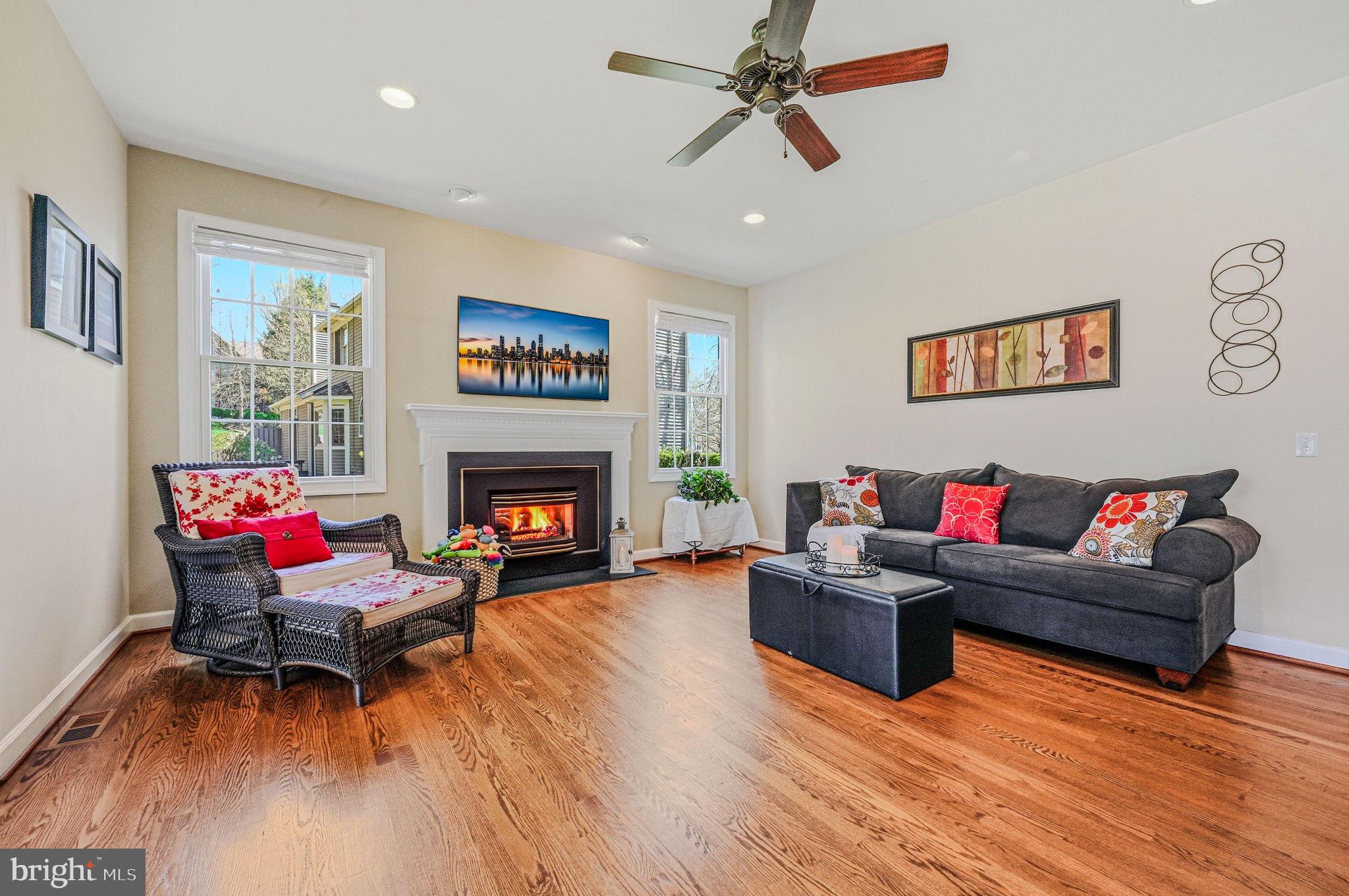 SOMERSET LAKE - Residential