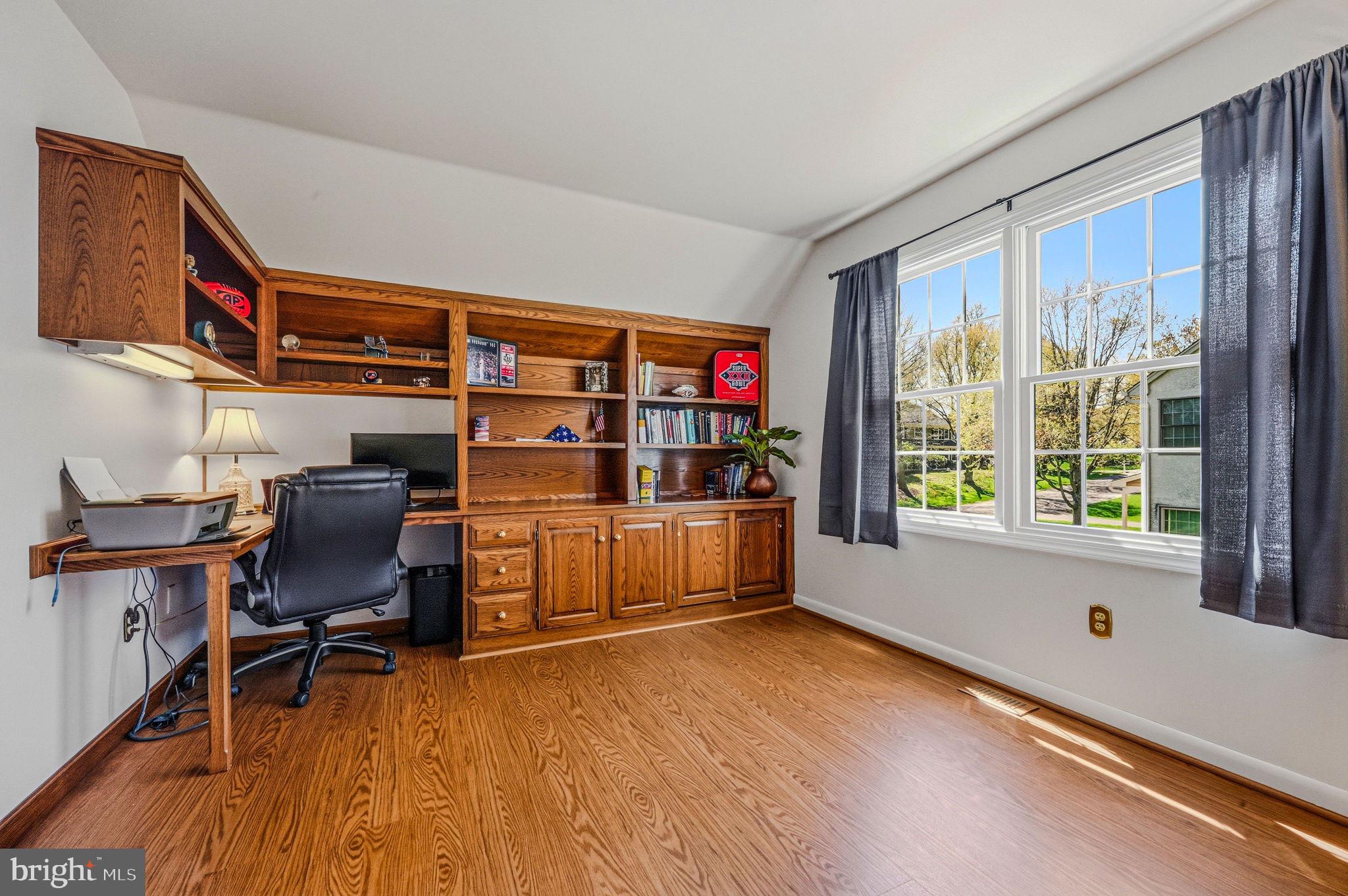 SOMERSET LAKE - Residential