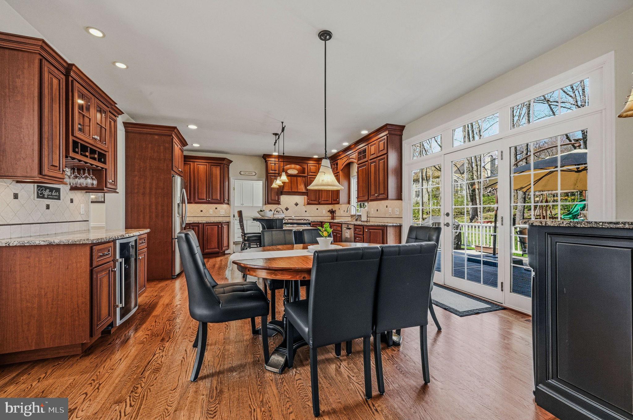 SOMERSET LAKE - Residential