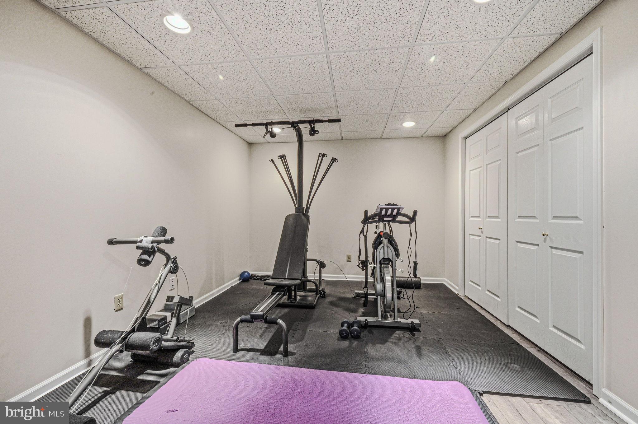 SOMERSET LAKE - Residential