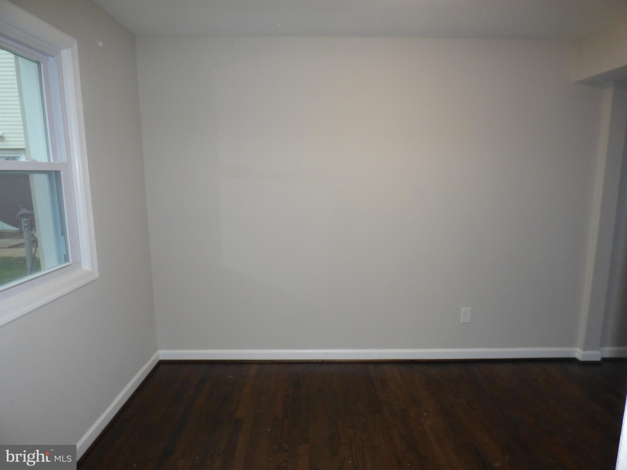 IVERSON SQUARE CONDOMINIUM - Residential