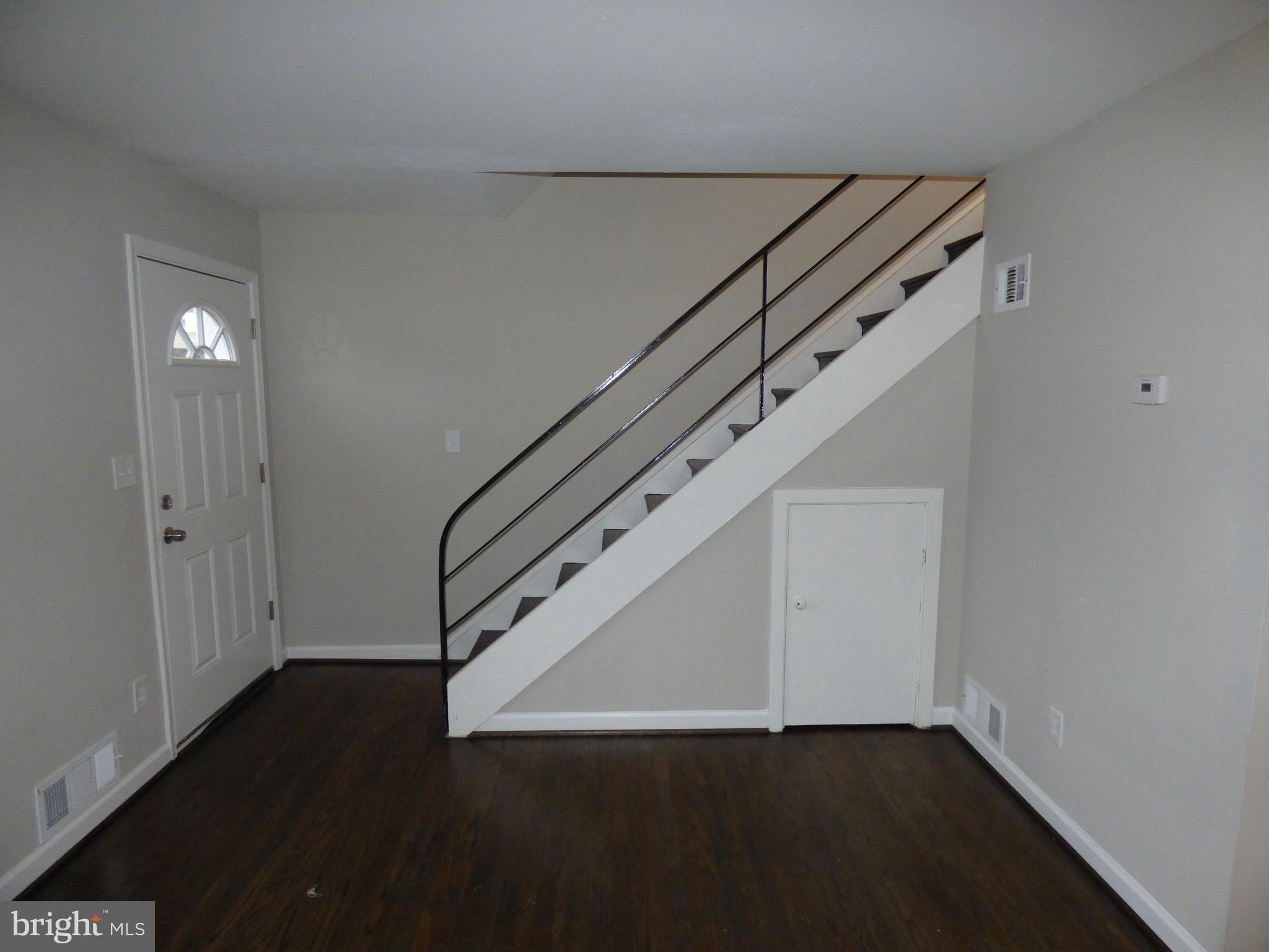 IVERSON SQUARE CONDOMINIUM - Residential