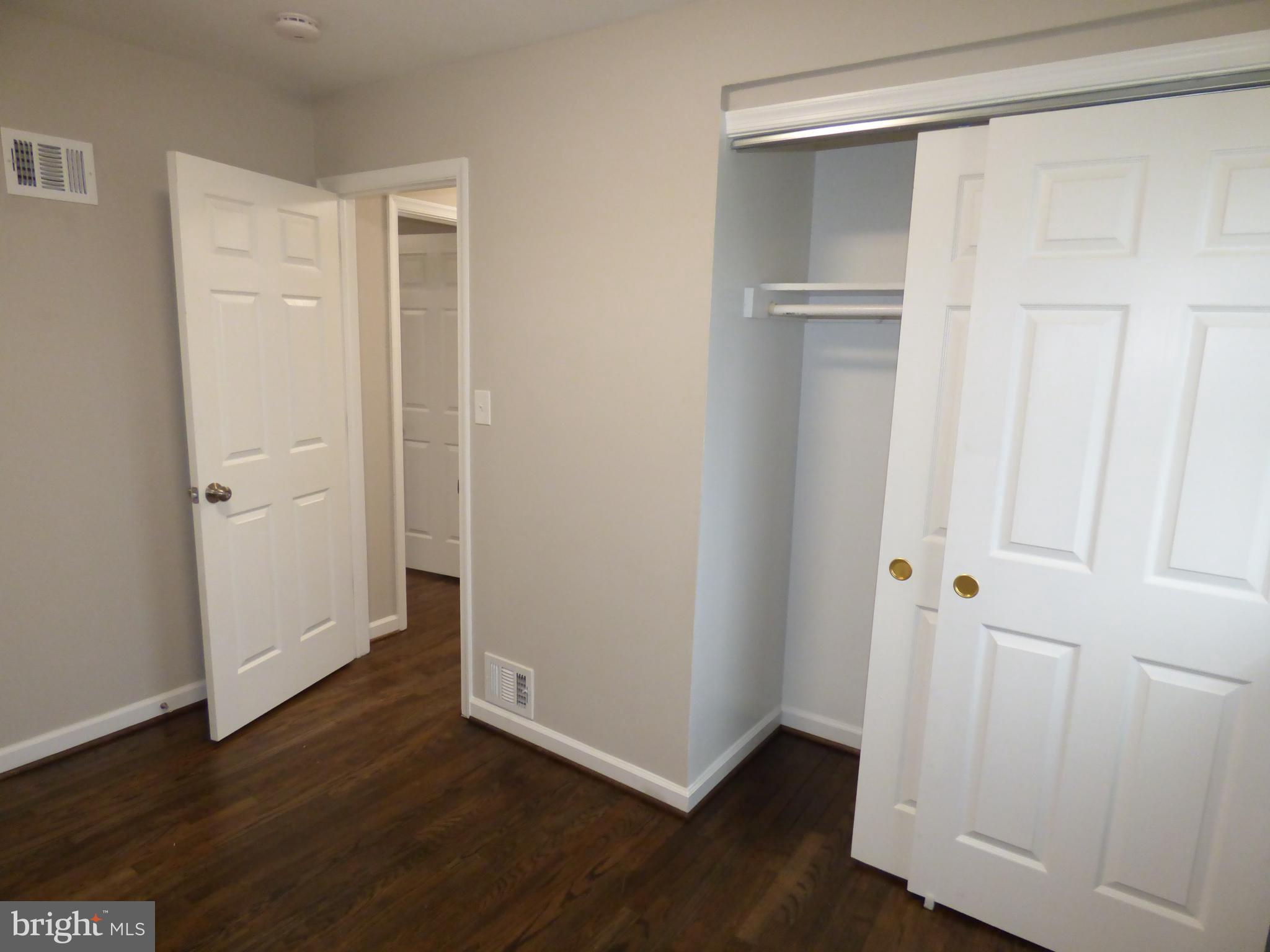 IVERSON SQUARE CONDOMINIUM - Residential