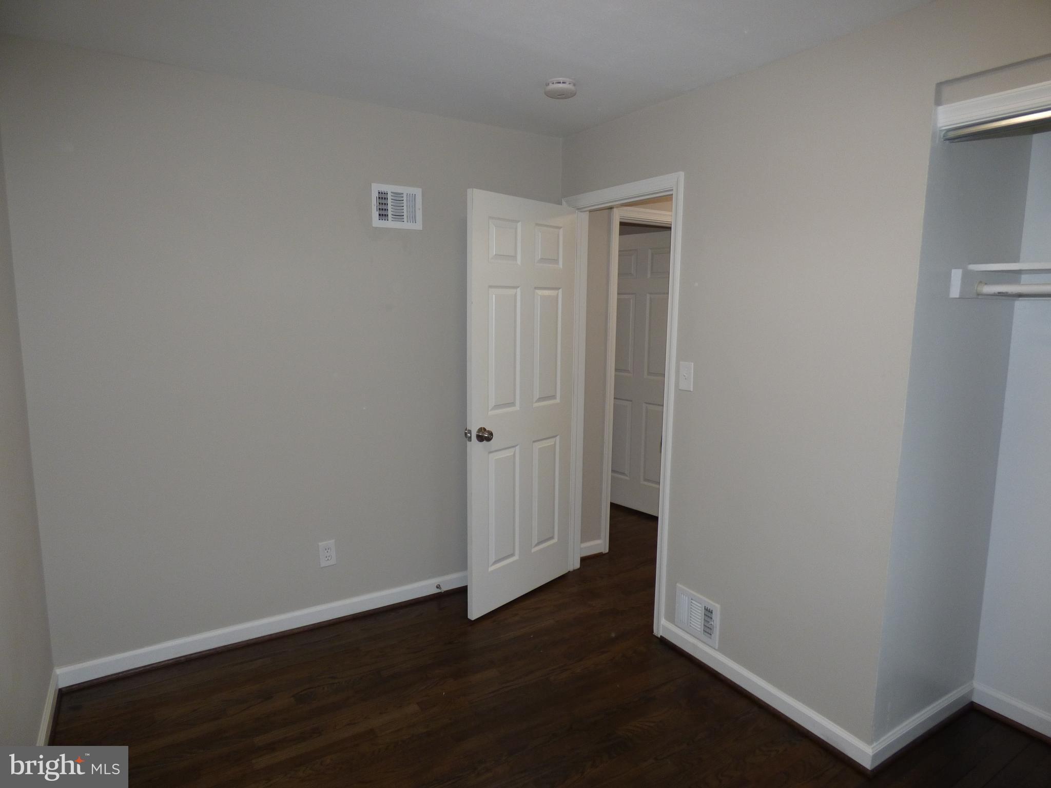 IVERSON SQUARE CONDOMINIUM - Residential