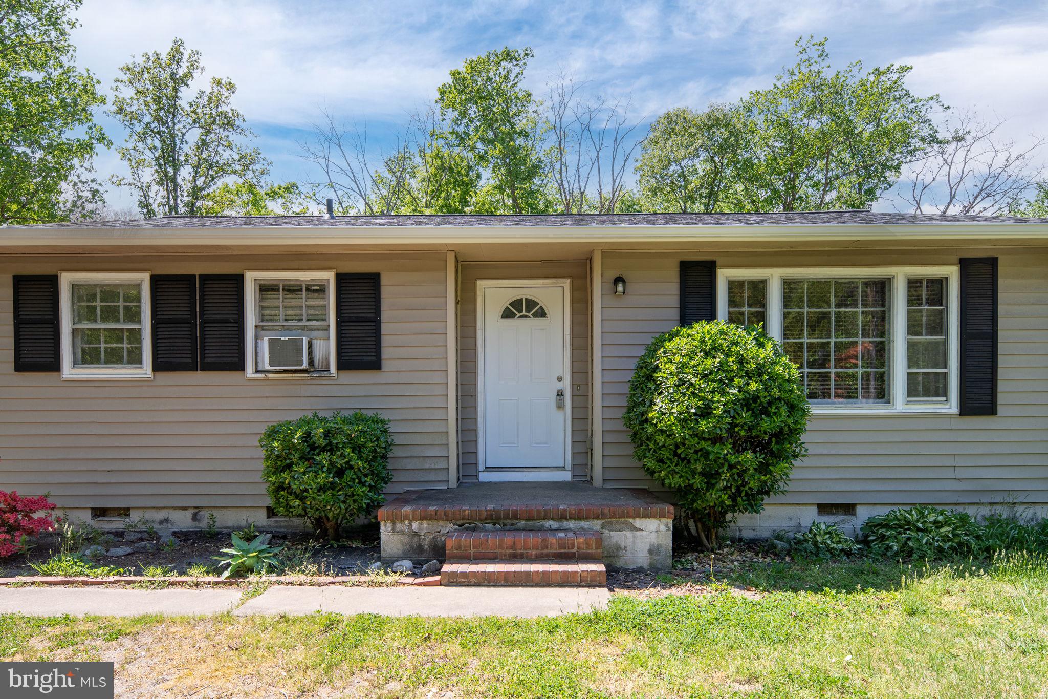 NONE  NO HOA - Residential