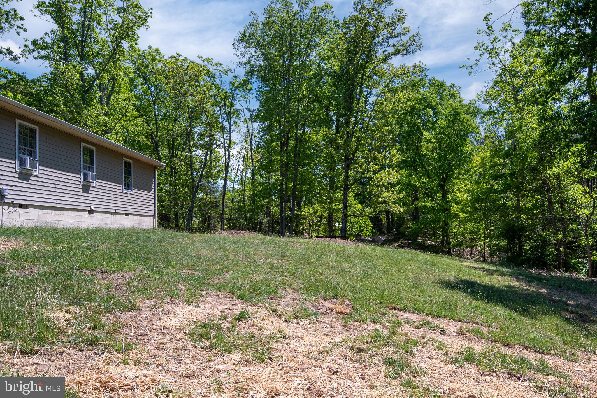 NONE  NO HOA - Residential