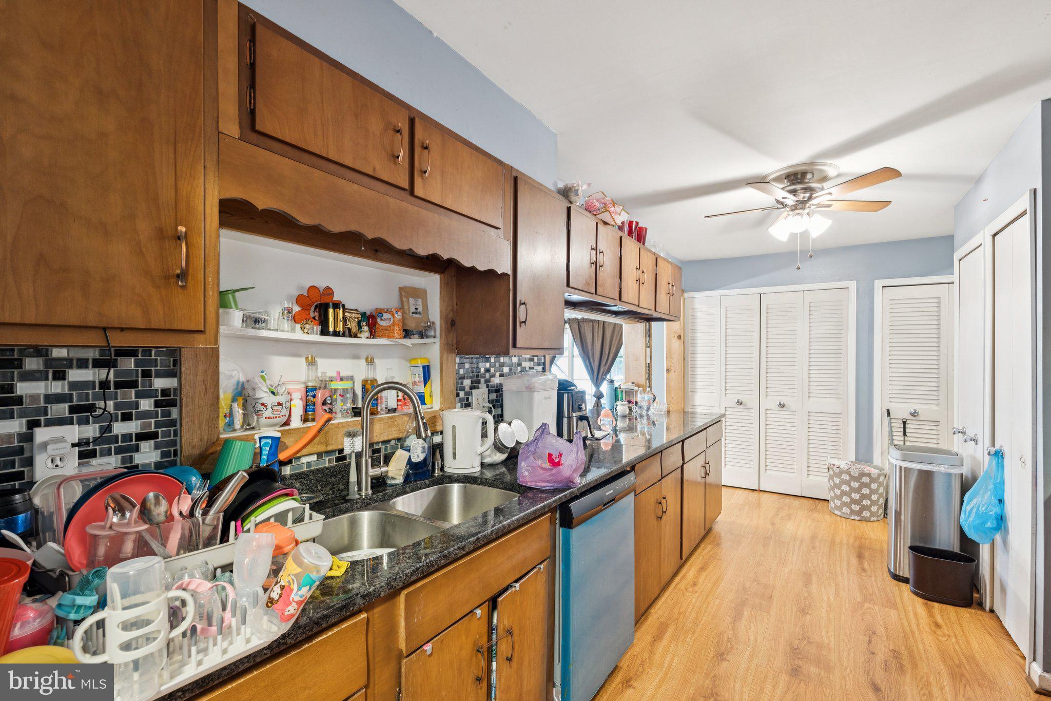 805 N YORK ROAD