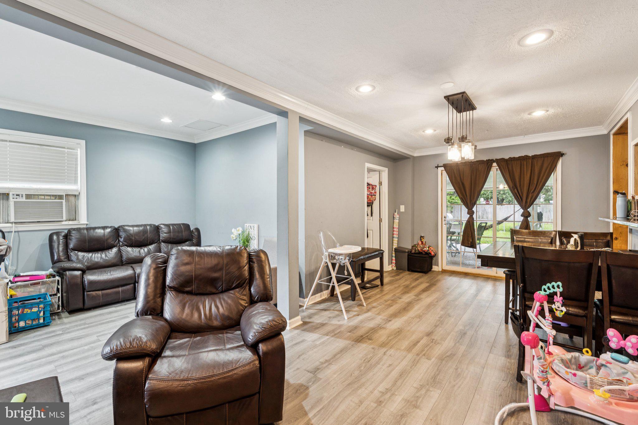 805 N YORK ROAD
