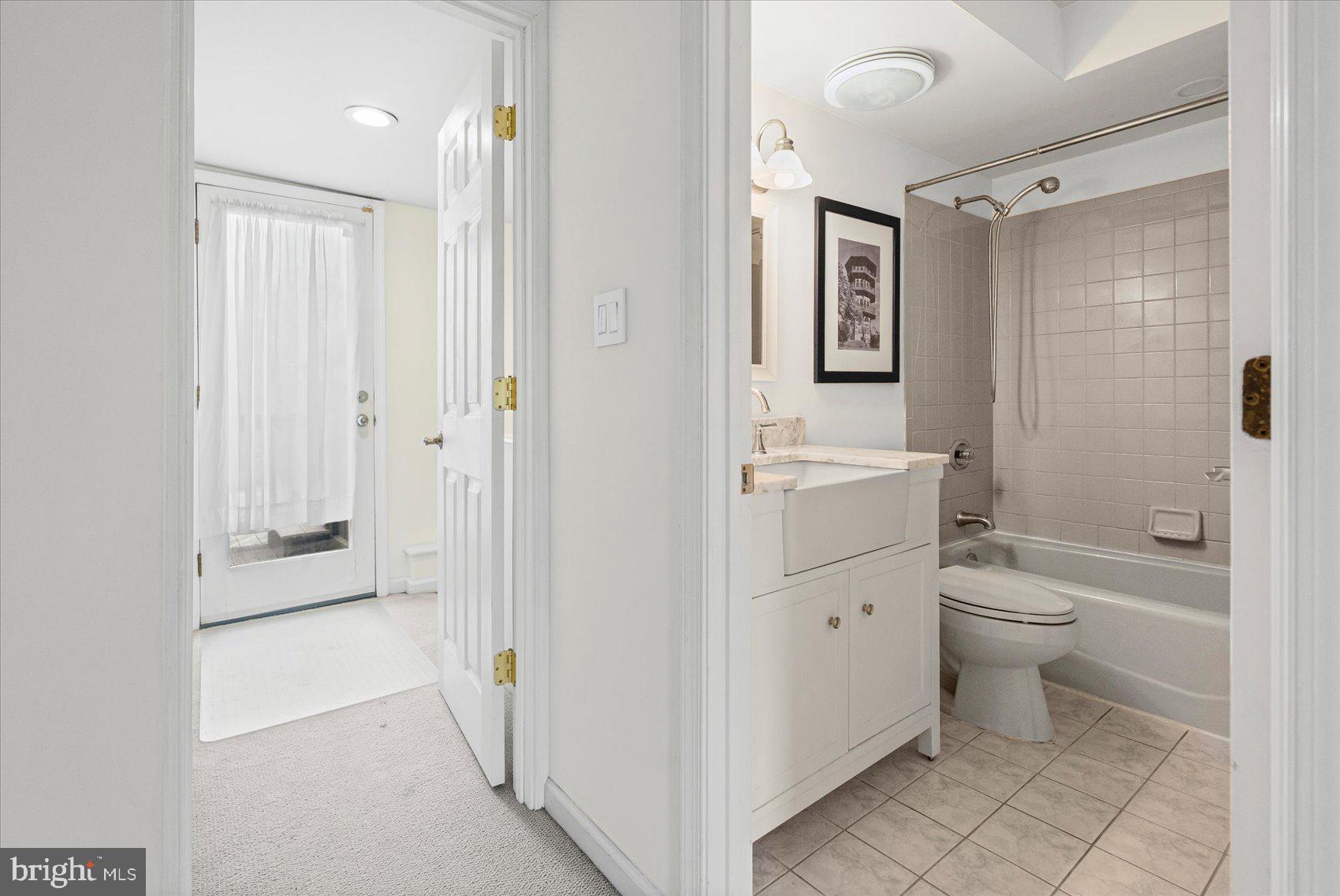 BUTCHERS HILL - Residential