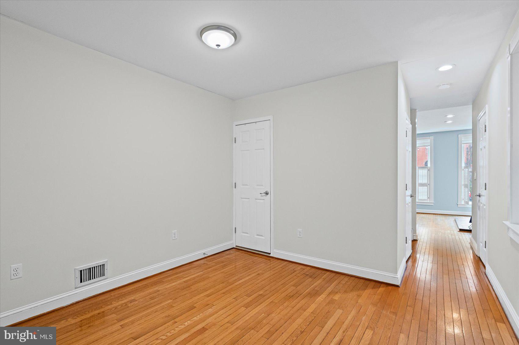 BUTCHERS HILL - Residential