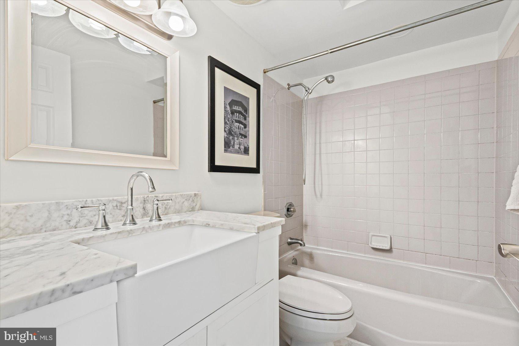 BUTCHERS HILL - Residential