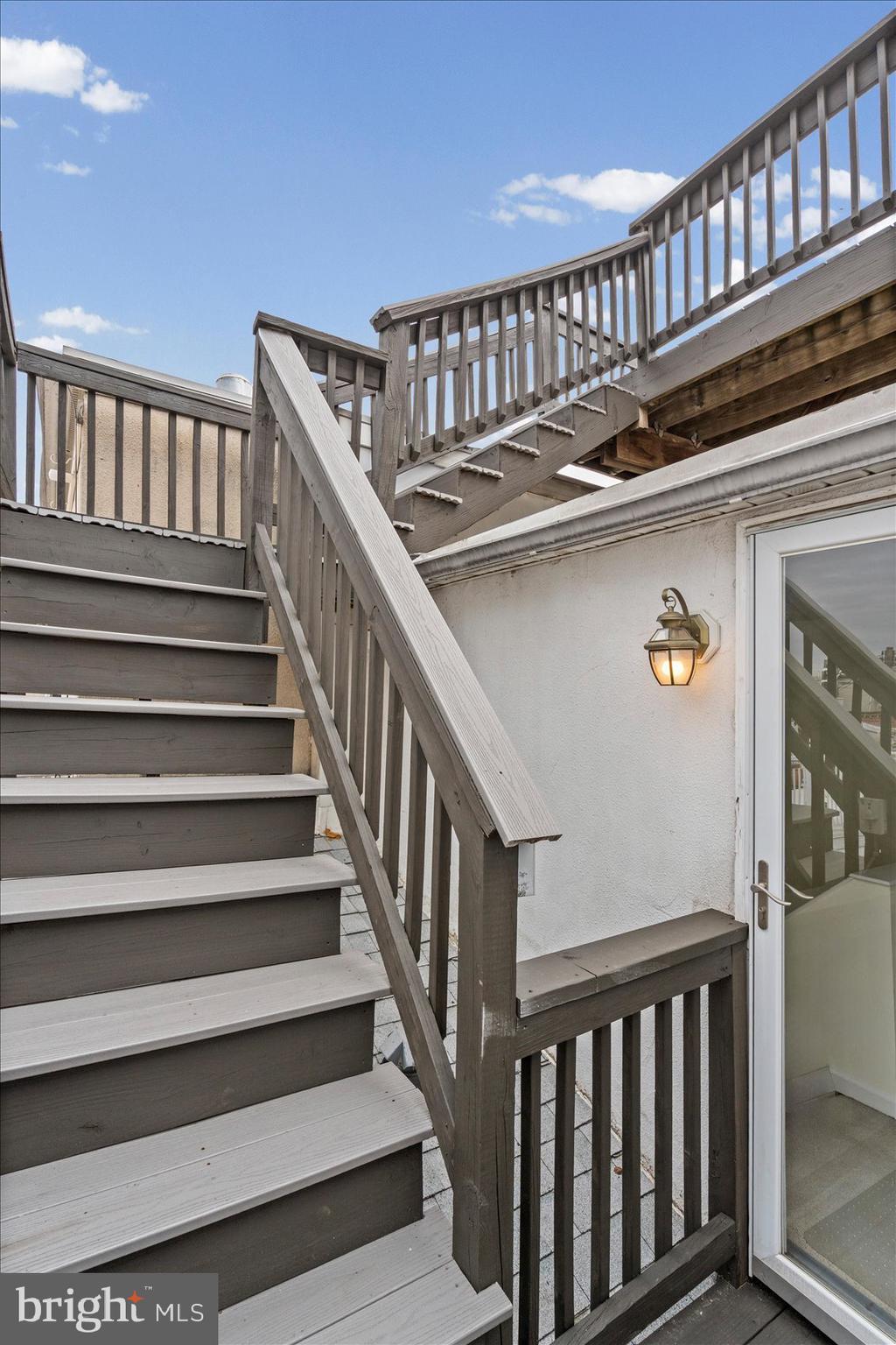 BUTCHERS HILL - Residential