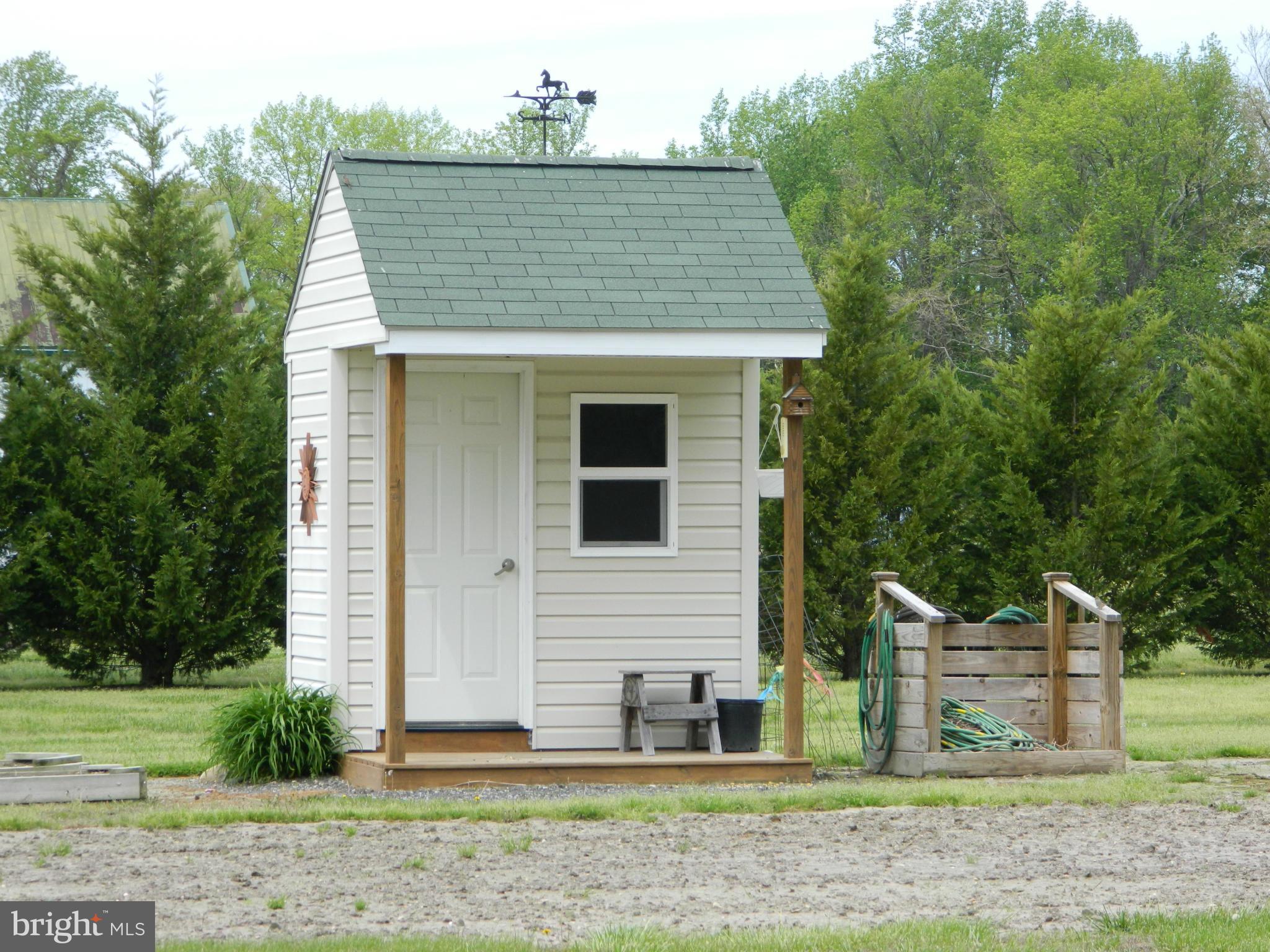 BROWN'S LOT - Residential