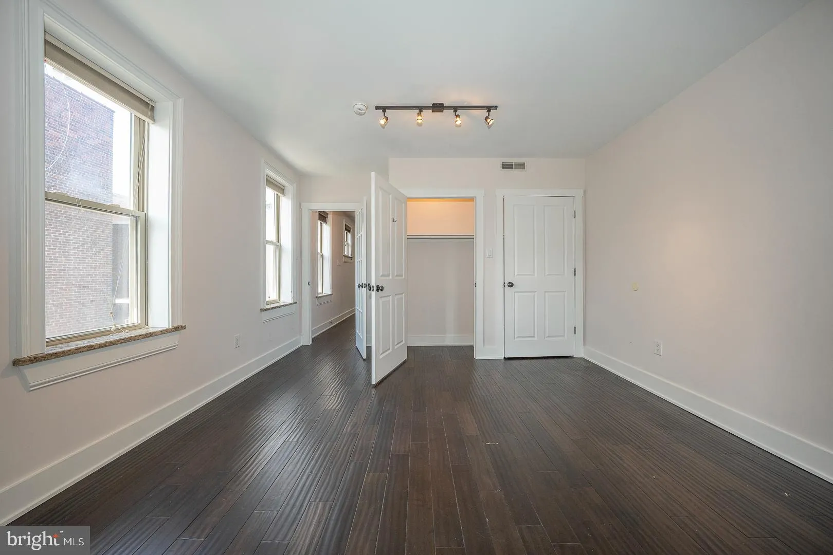 Philadelphia, Pennsylvania 19107, United States, 1 Bedroom Bedrooms, ,1 BathroomBathrooms,Residential,Active,52071