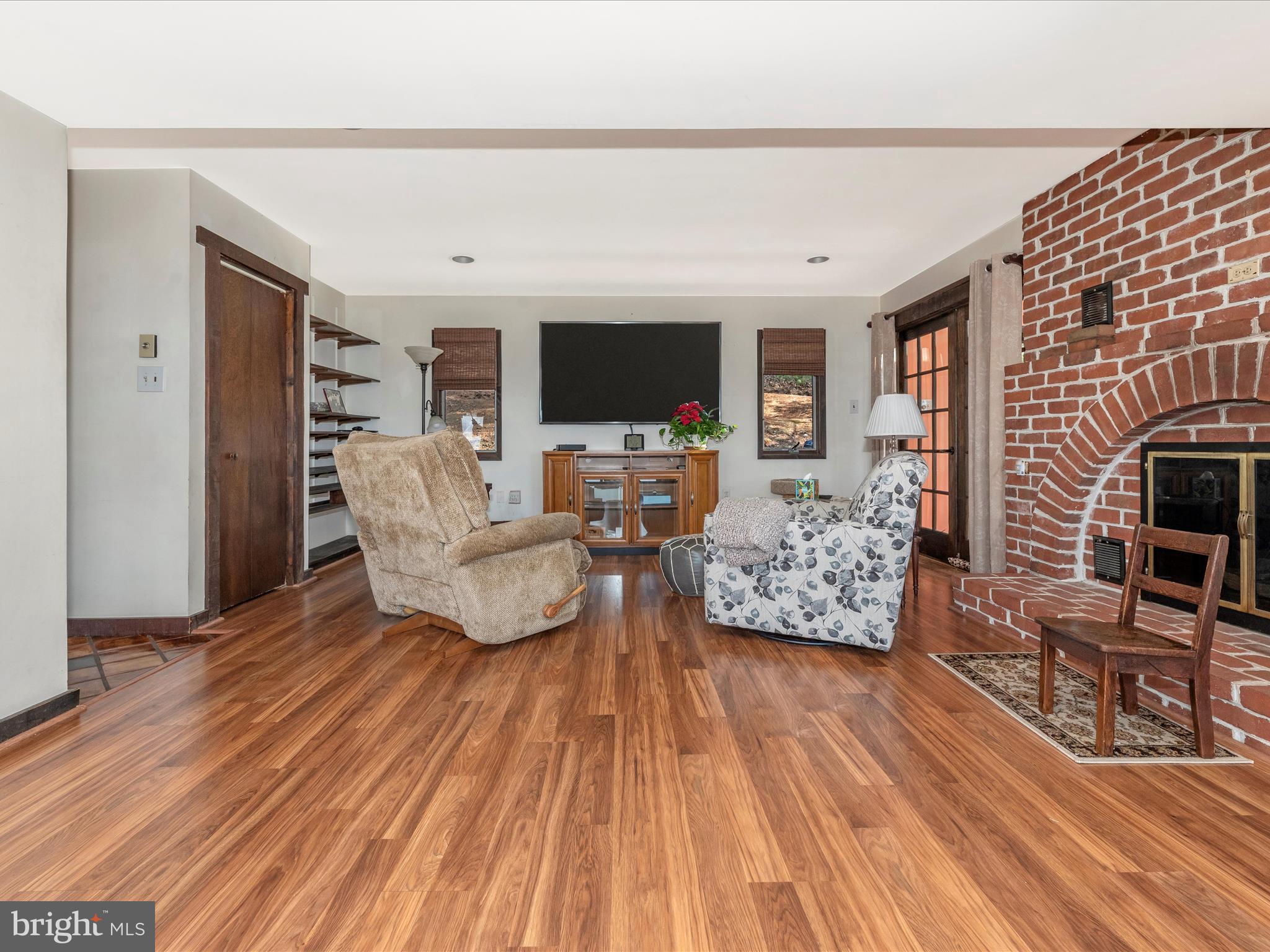 BRADDOCK HEIGHTS - Residential