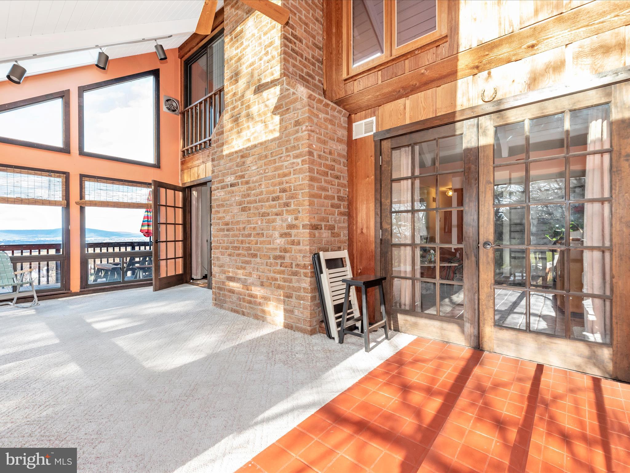 BRADDOCK HEIGHTS - Residential