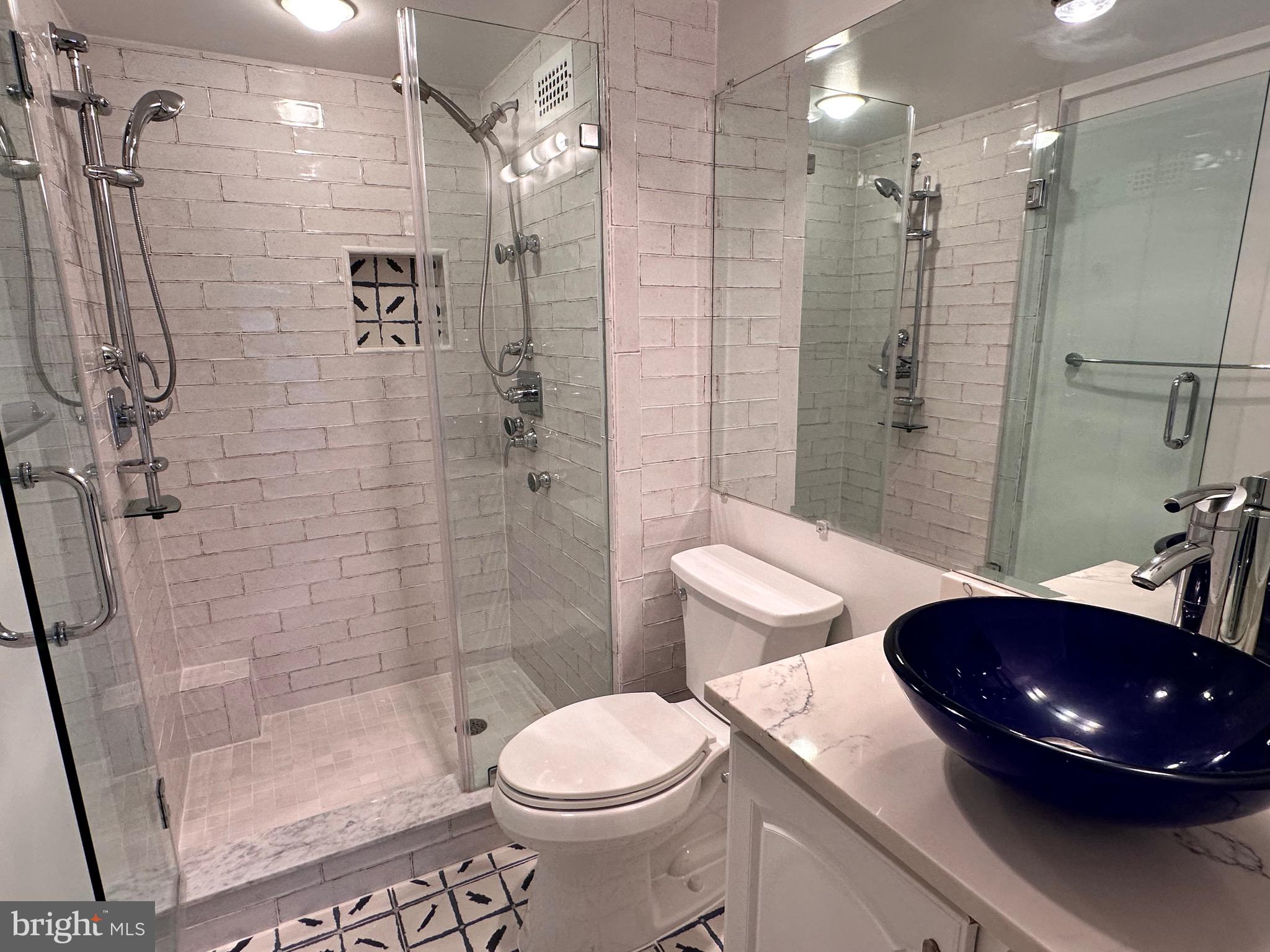 HORIZON HOUSE - Residential Lease