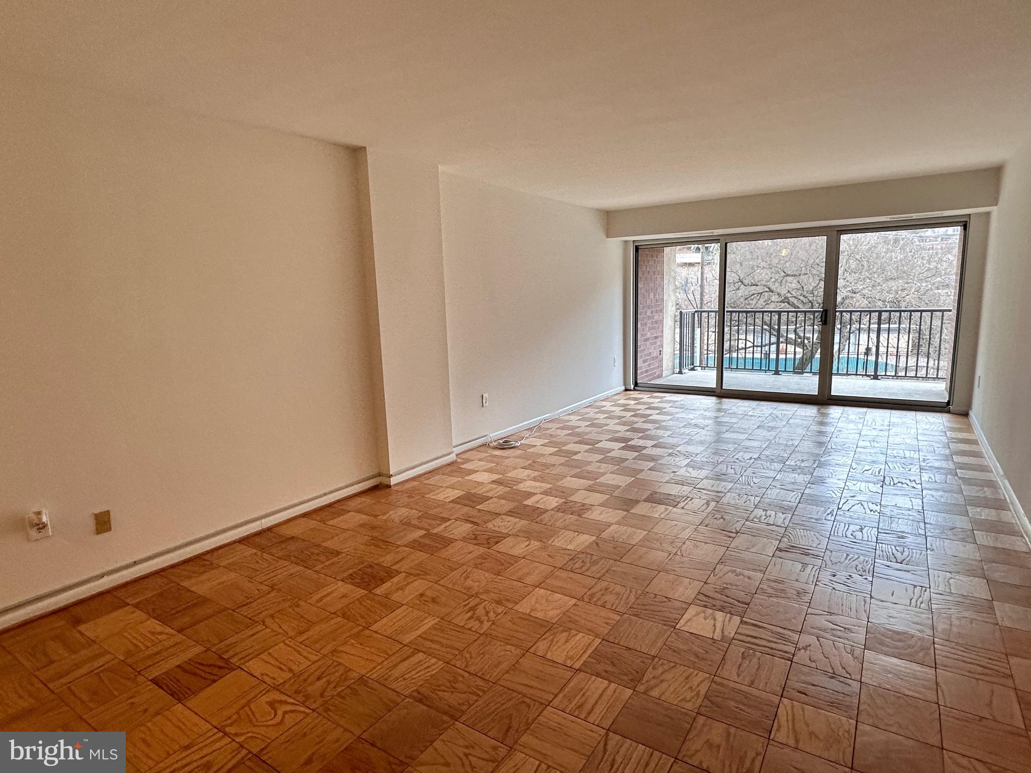 HORIZON HOUSE - Residential Lease