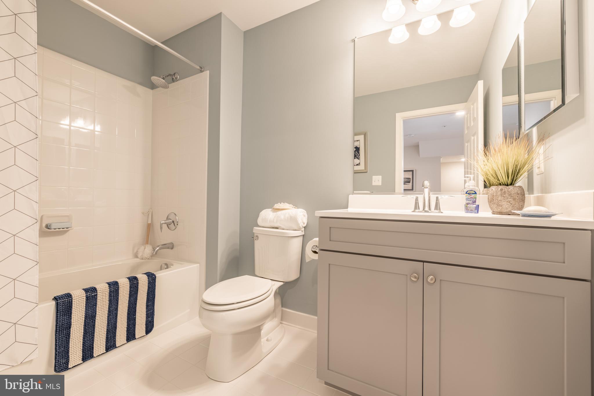 ELLENDALE - Residential