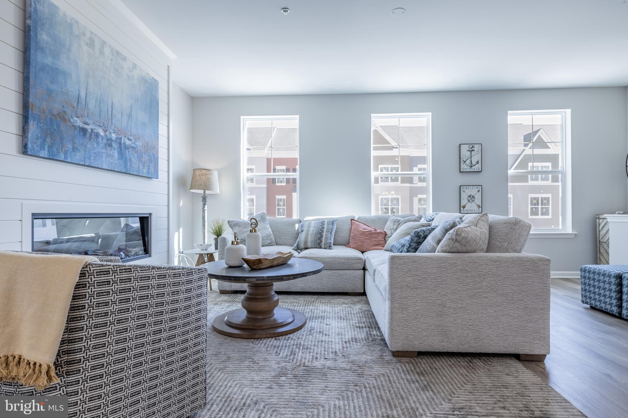 ELLENDALE - Residential