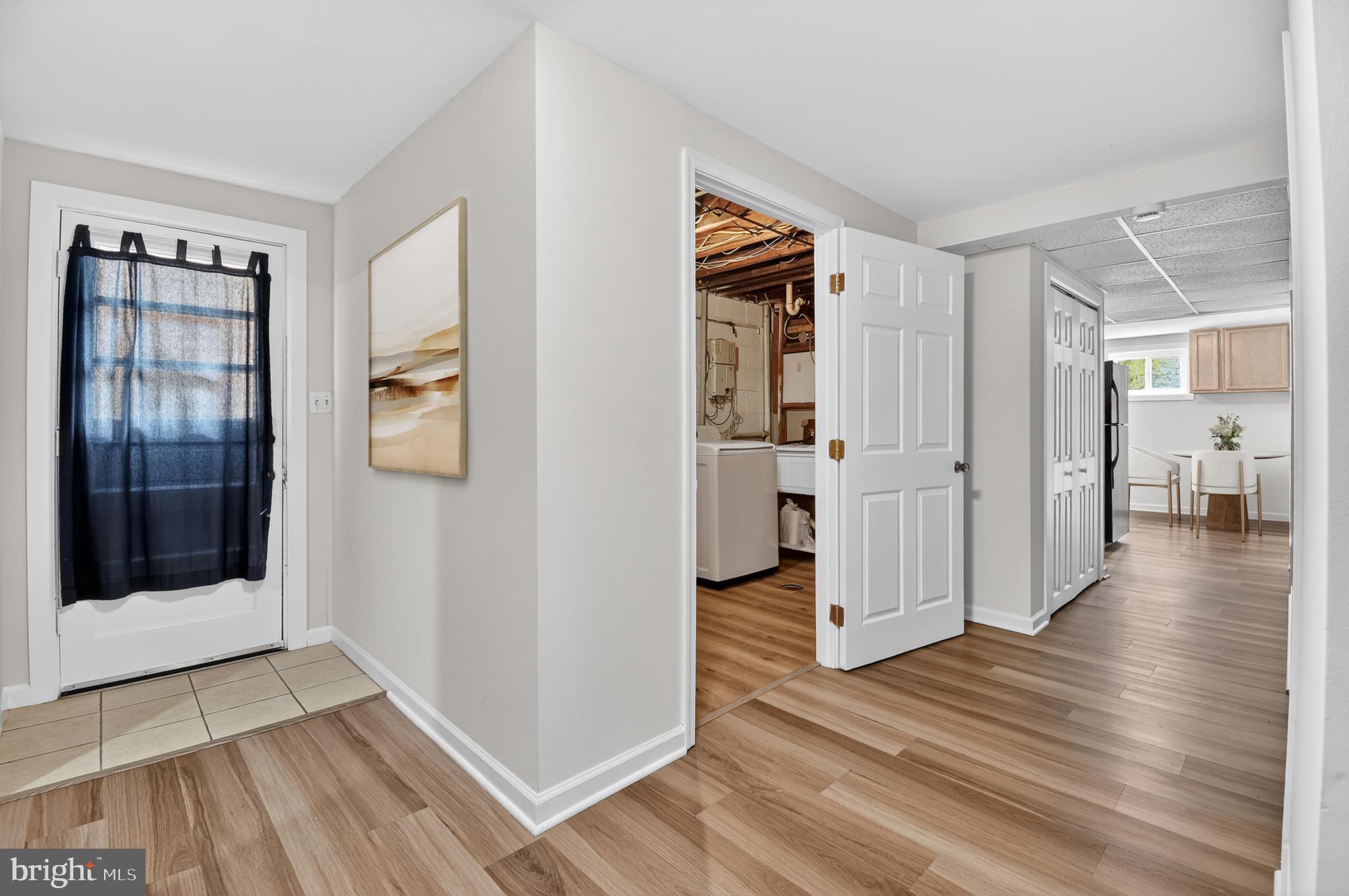 COLLEGE PARK WOODS - Residential