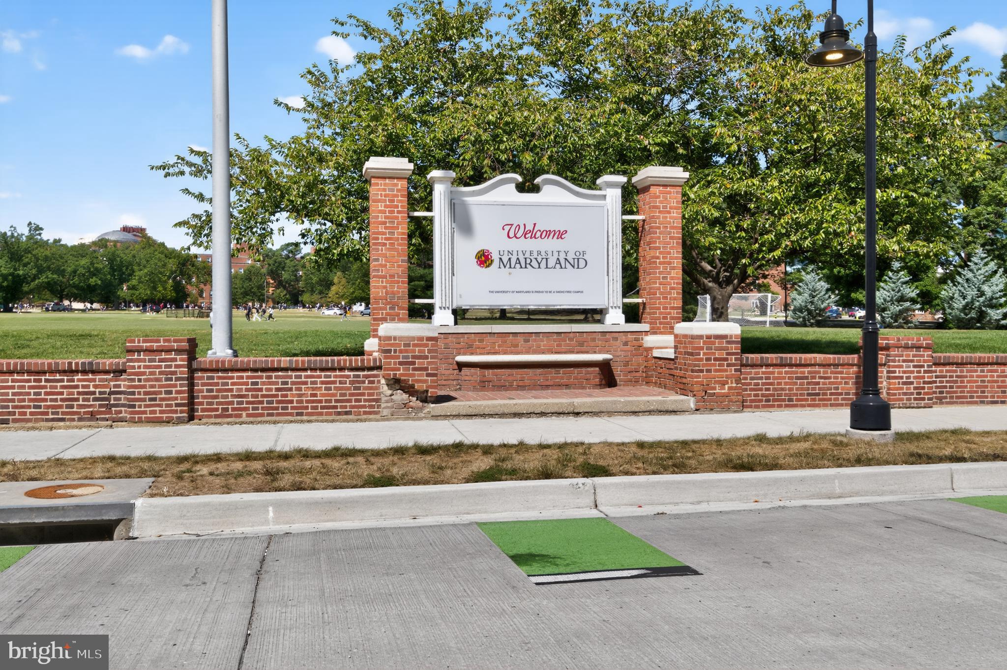 COLLEGE PARK WOODS - Residential