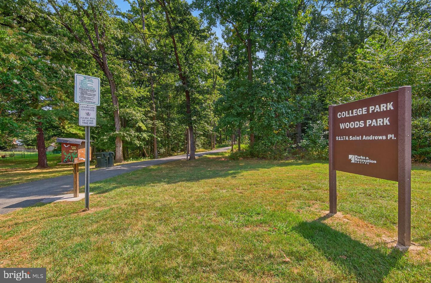 COLLEGE PARK WOODS - Residential