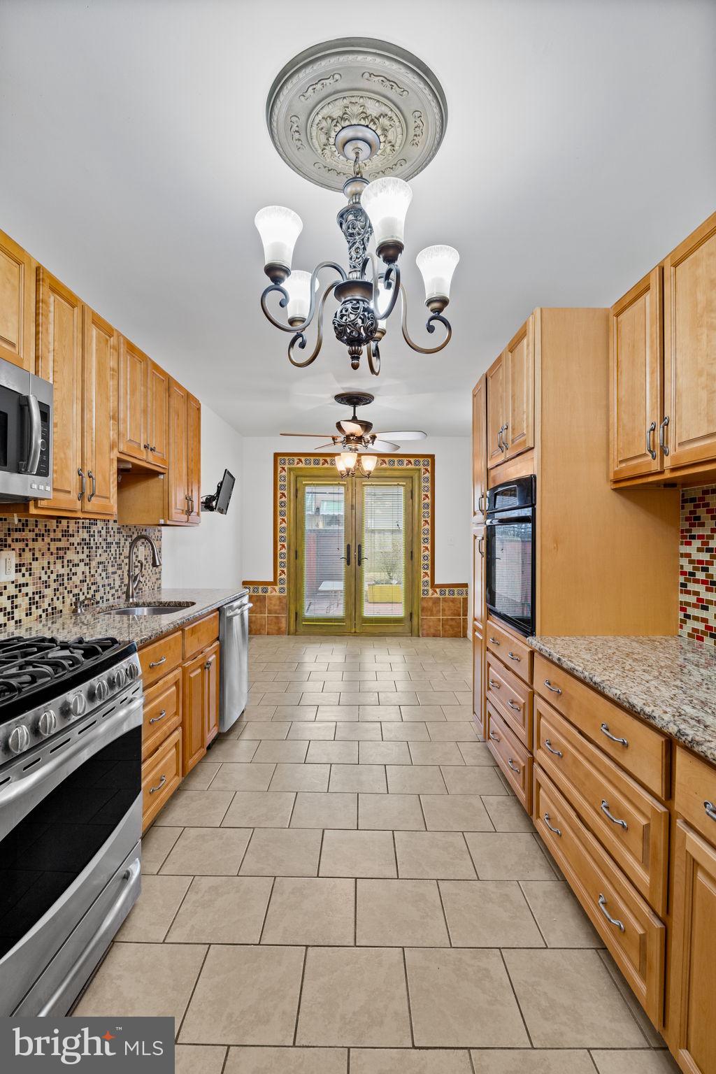 LOWER MOYAMENSING - Residential