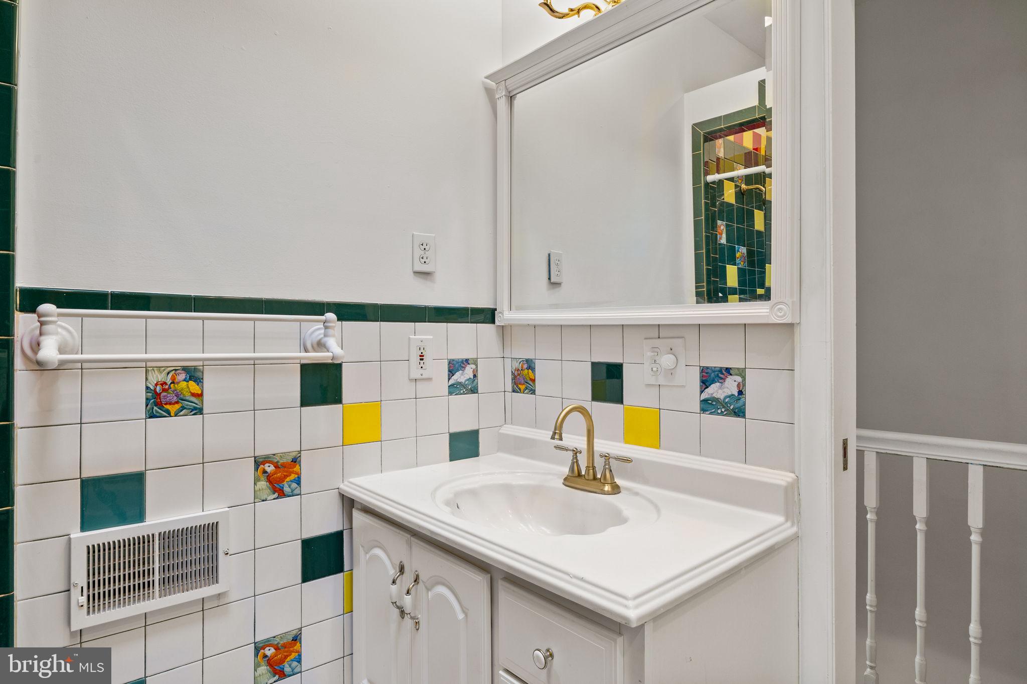 LOWER MOYAMENSING - Residential