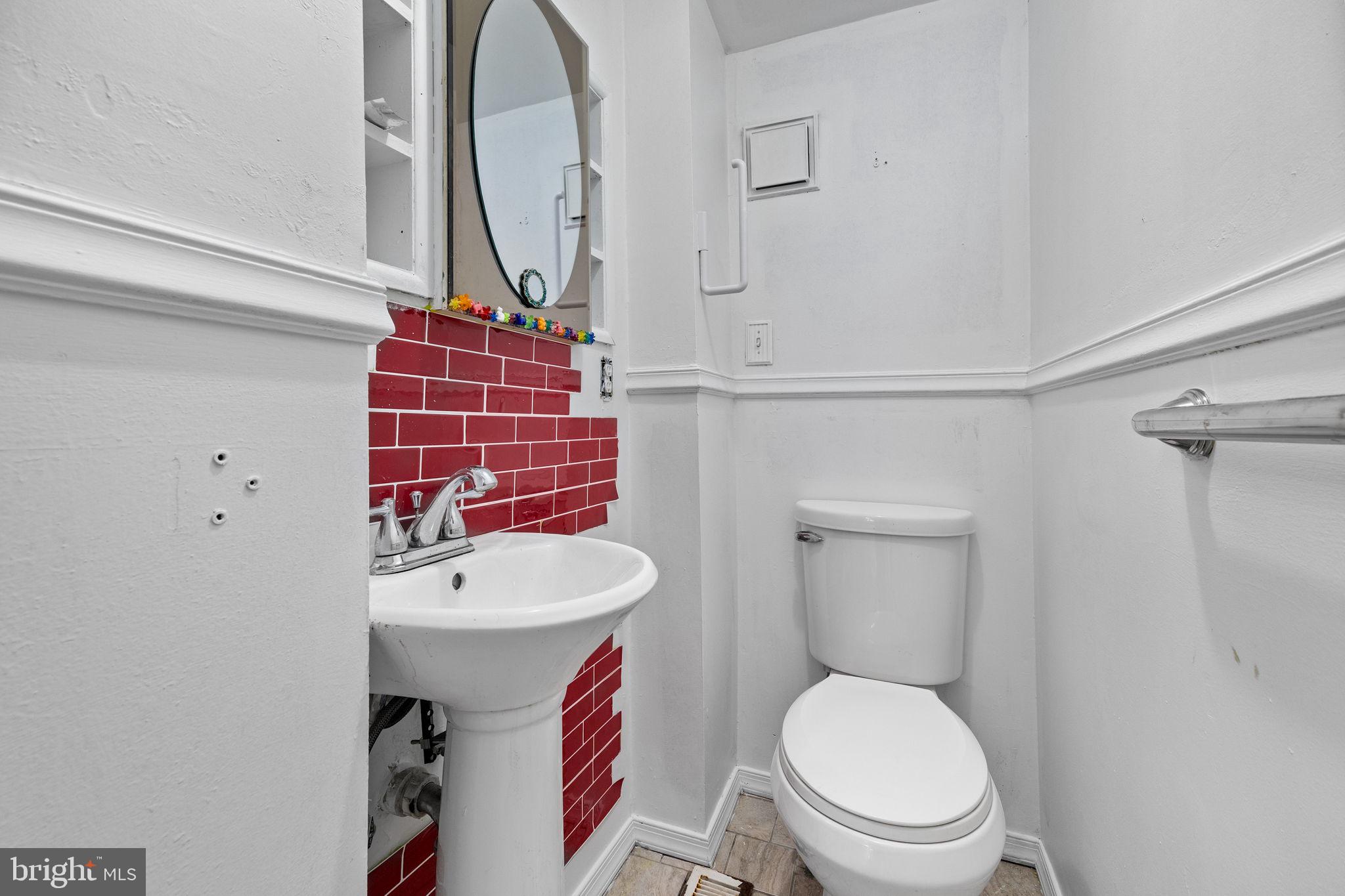 LOWER MOYAMENSING - Residential