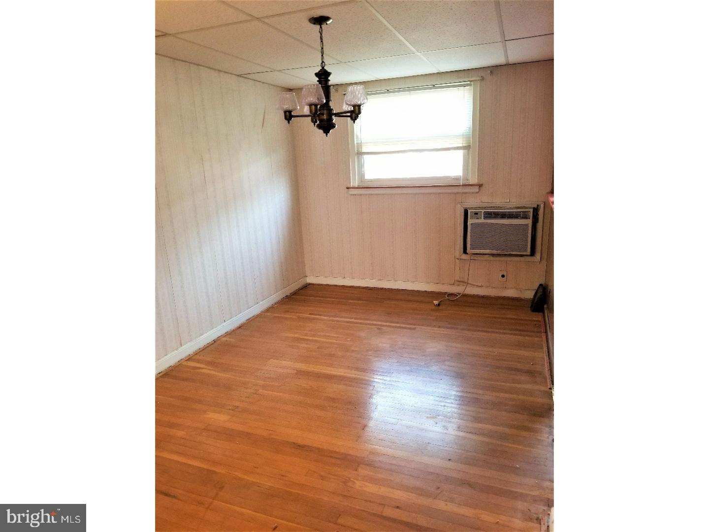 BRIDESBURG - Residential