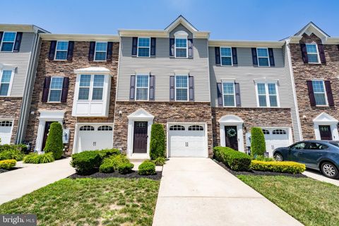Townhouse For Sale - 159 Village Green Lane<br/> SICKLERVILLE, NJ 08081