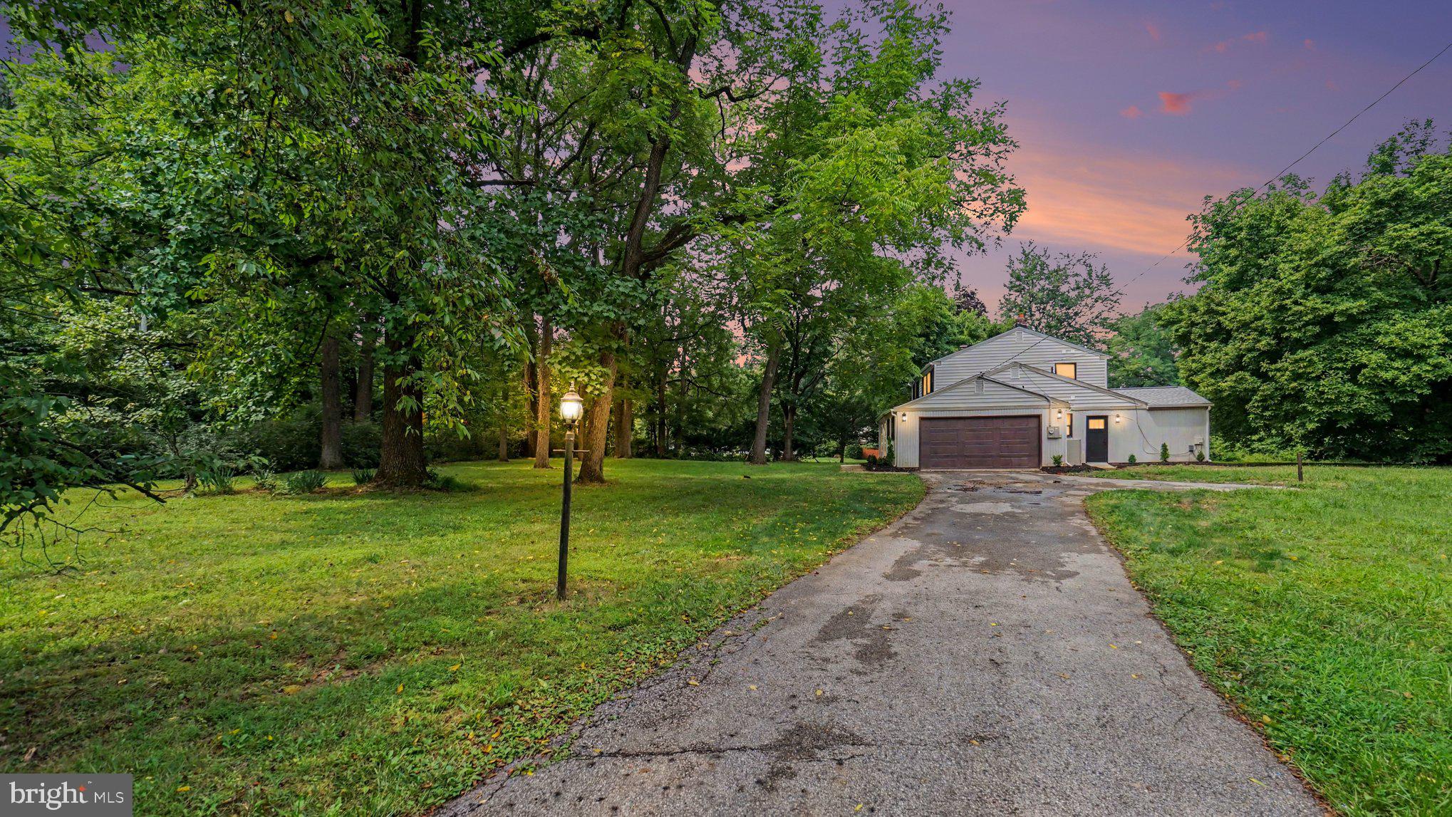 1561 SUGARTOWN ROAD