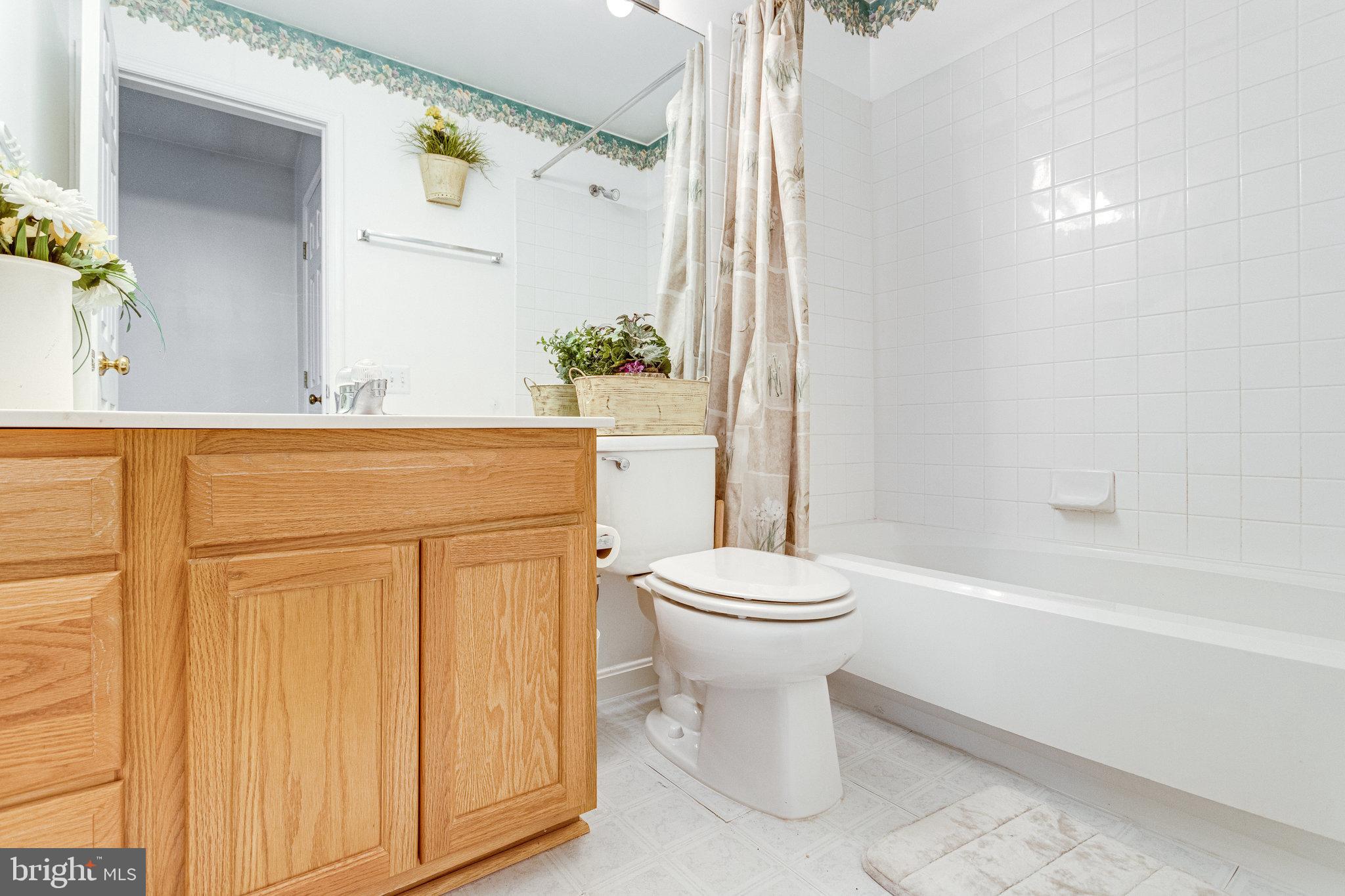 GUNSTON CORNER - Residential