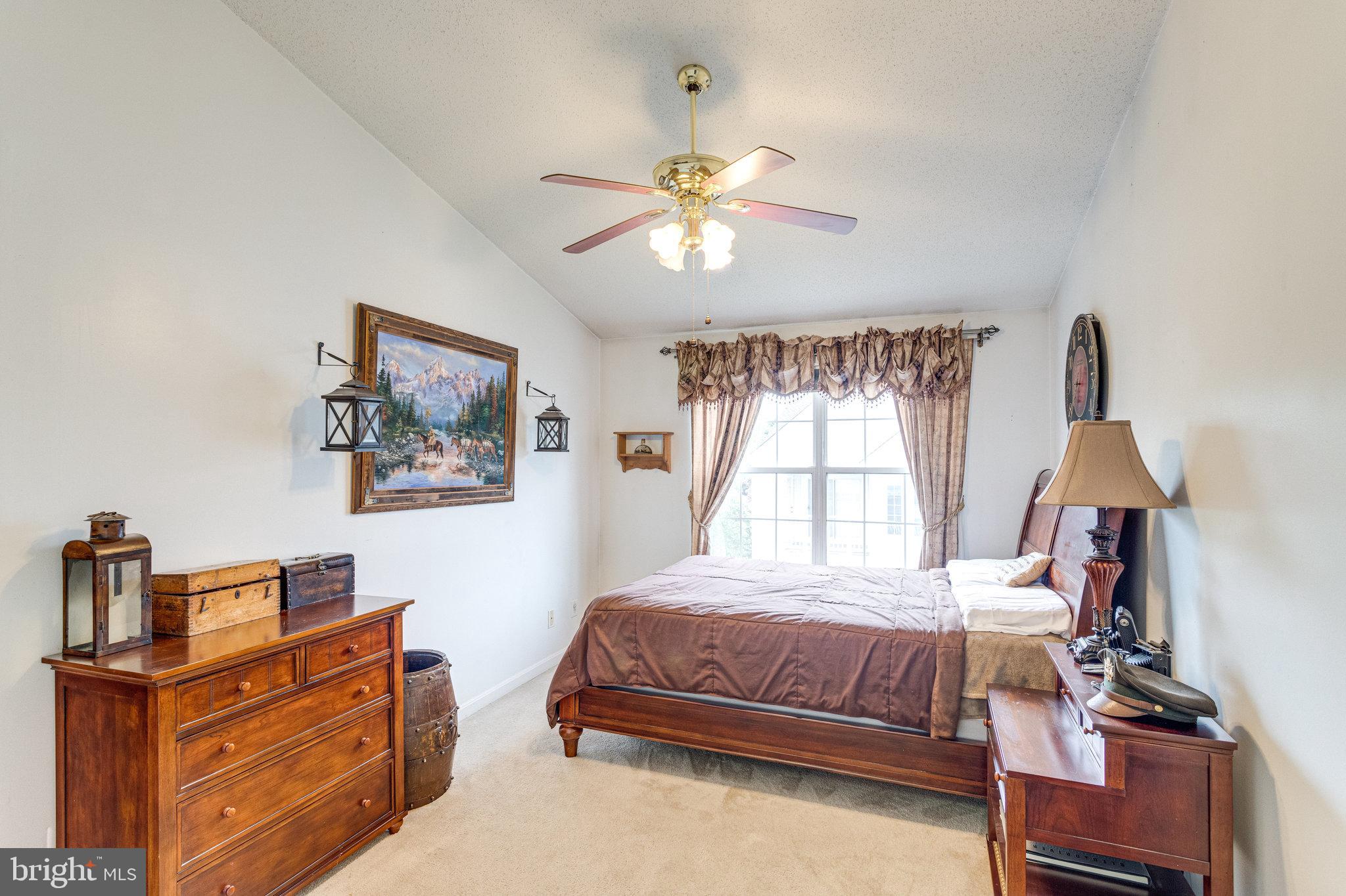 GUNSTON CORNER - Residential