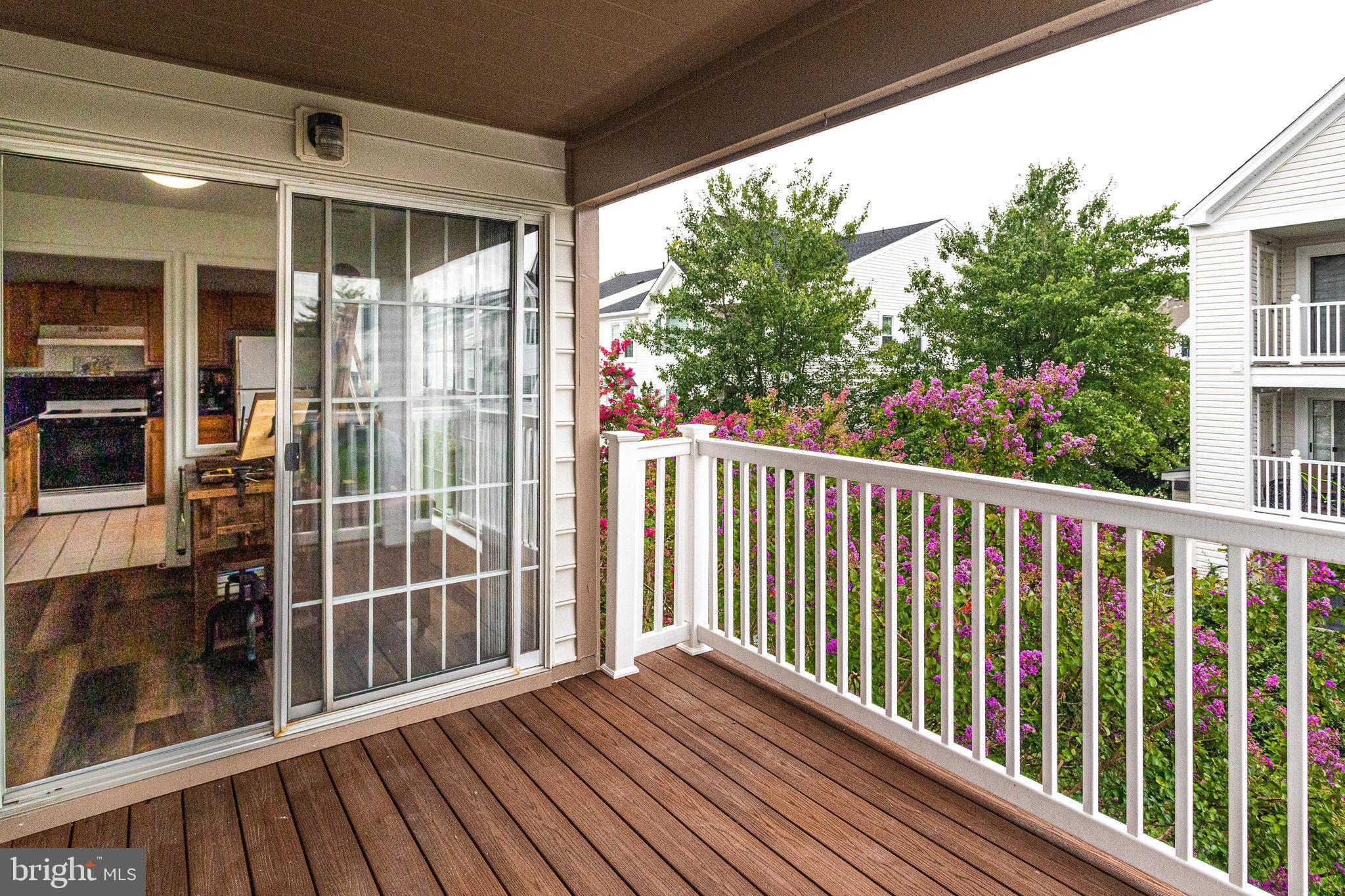 GUNSTON CORNER - Residential