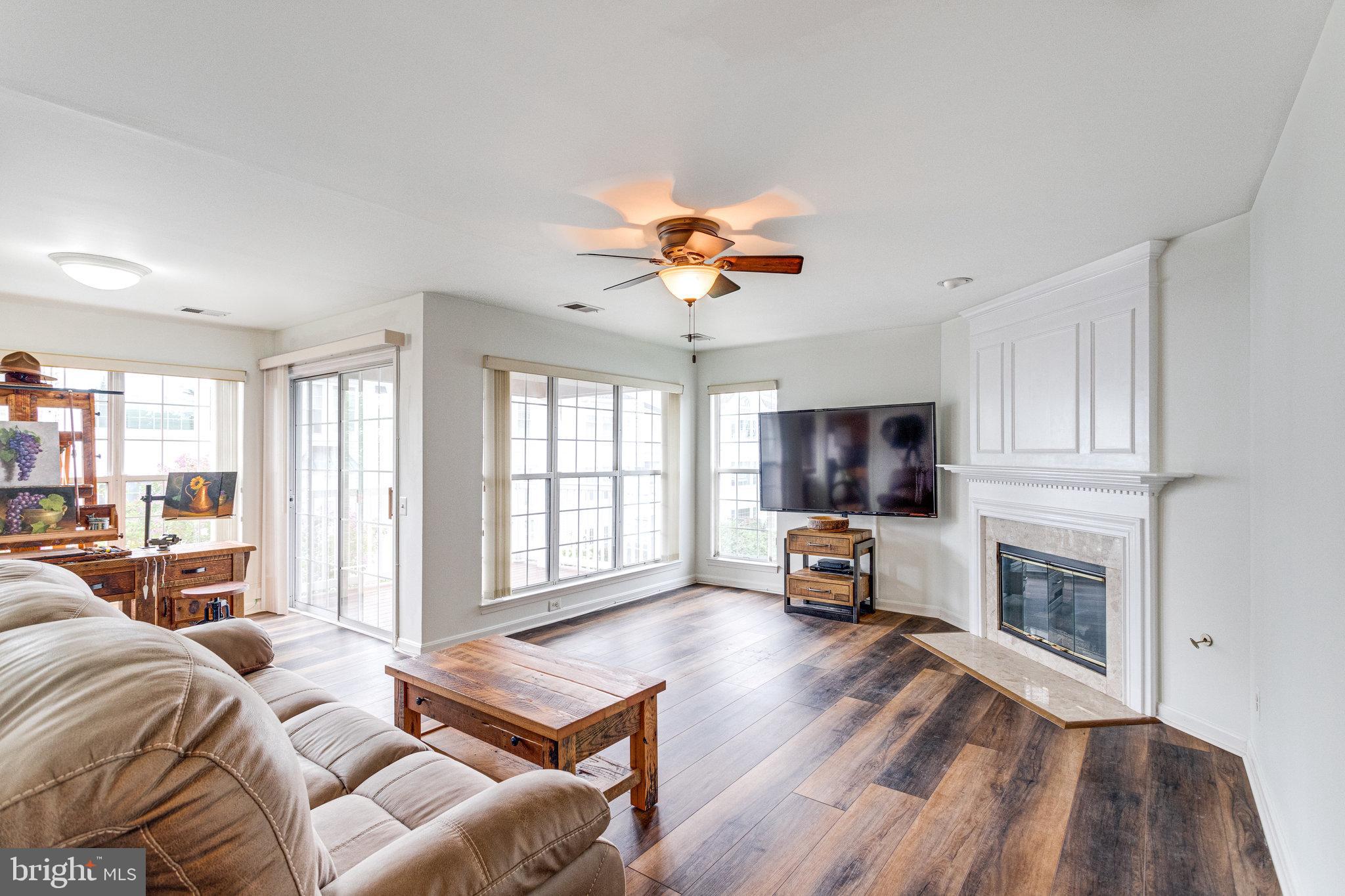 GUNSTON CORNER - Residential