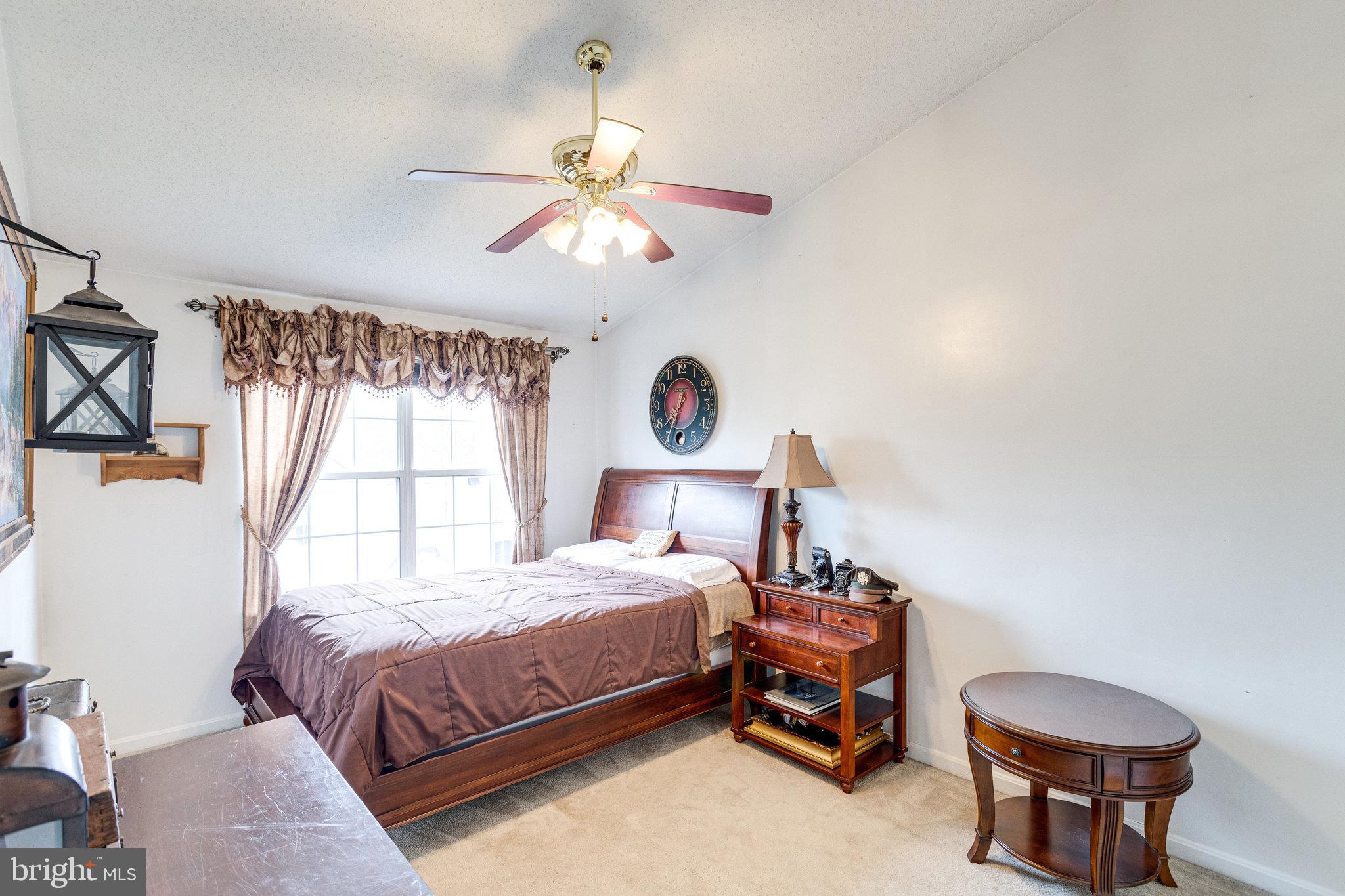 GUNSTON CORNER - Residential