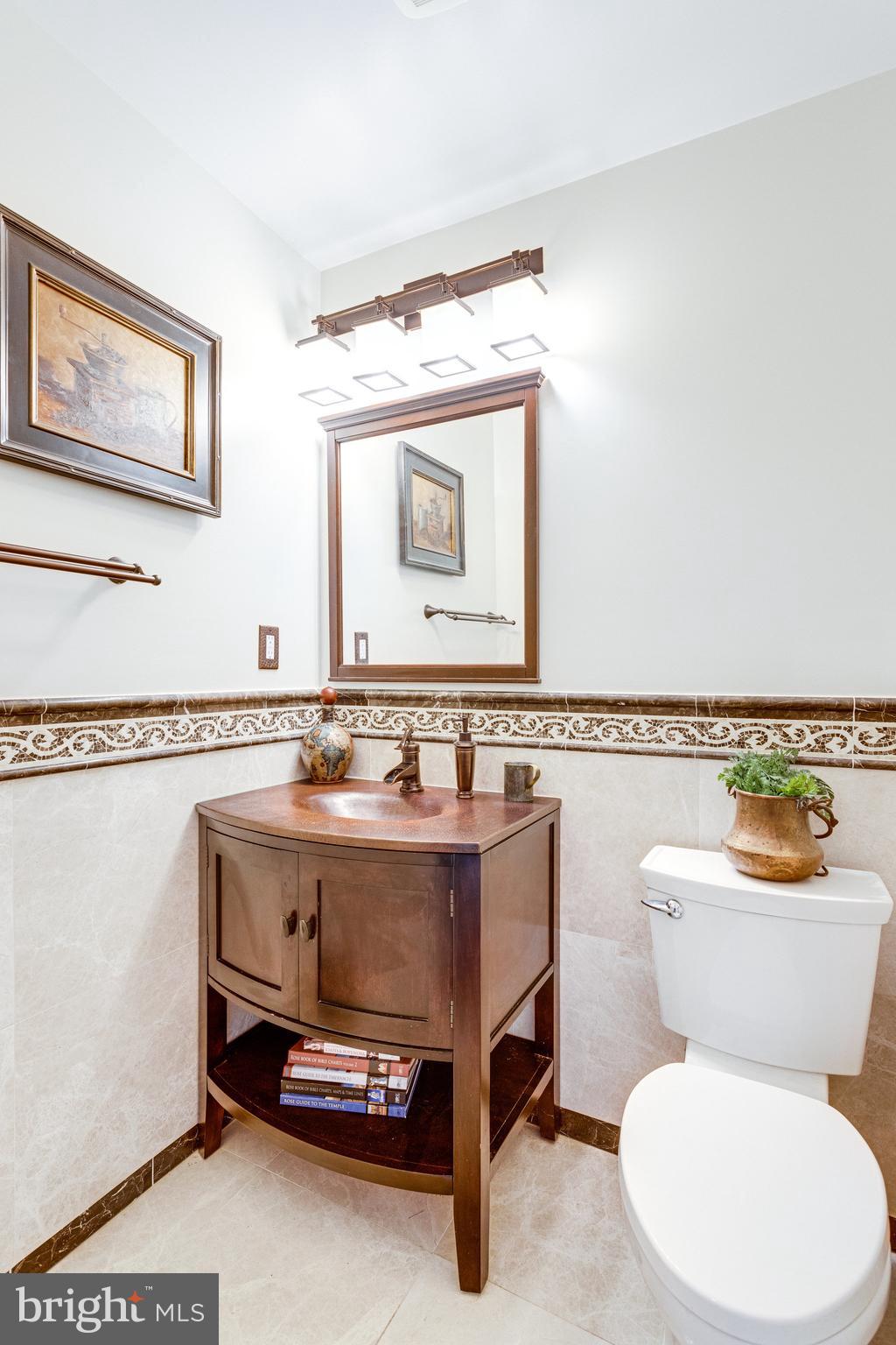 GUNSTON CORNER - Residential