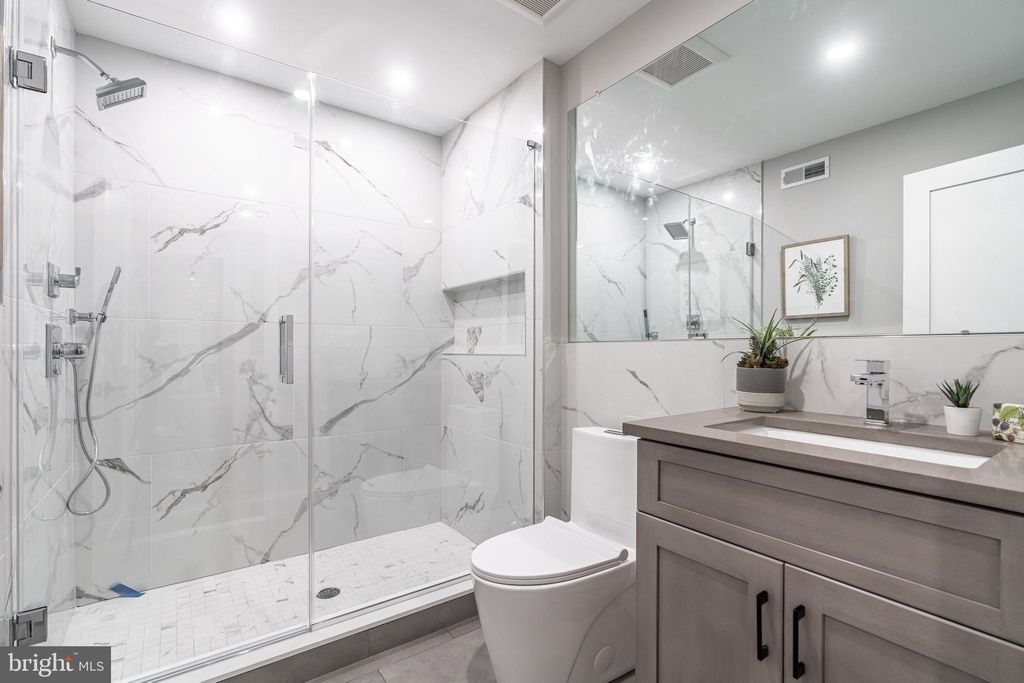 Photo of 2412 Innovator Way, PHILADELPHIA, PA 19146 (MLS # PAPH2556384)